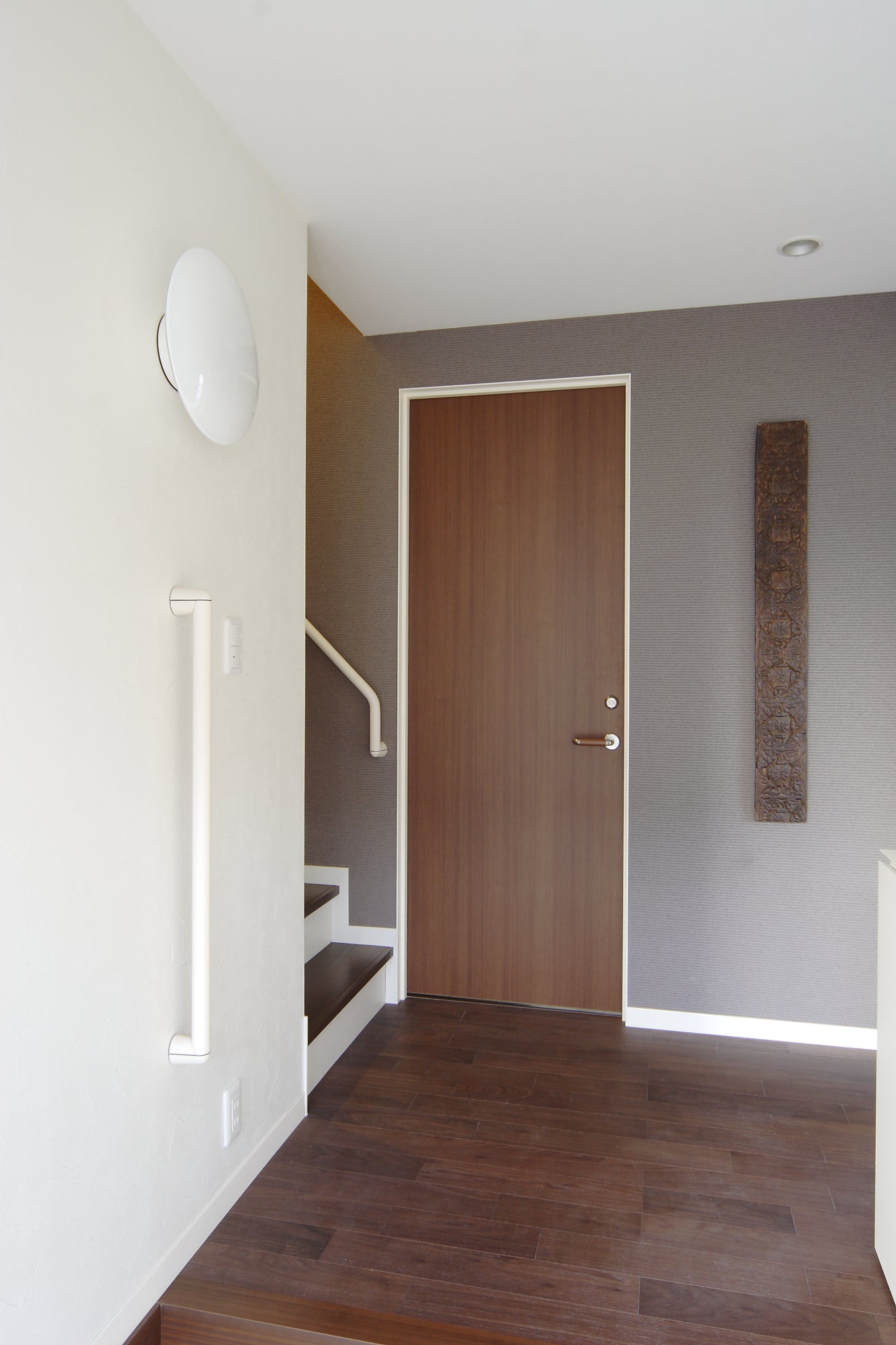 AJ EKLIPTA wall lamp white