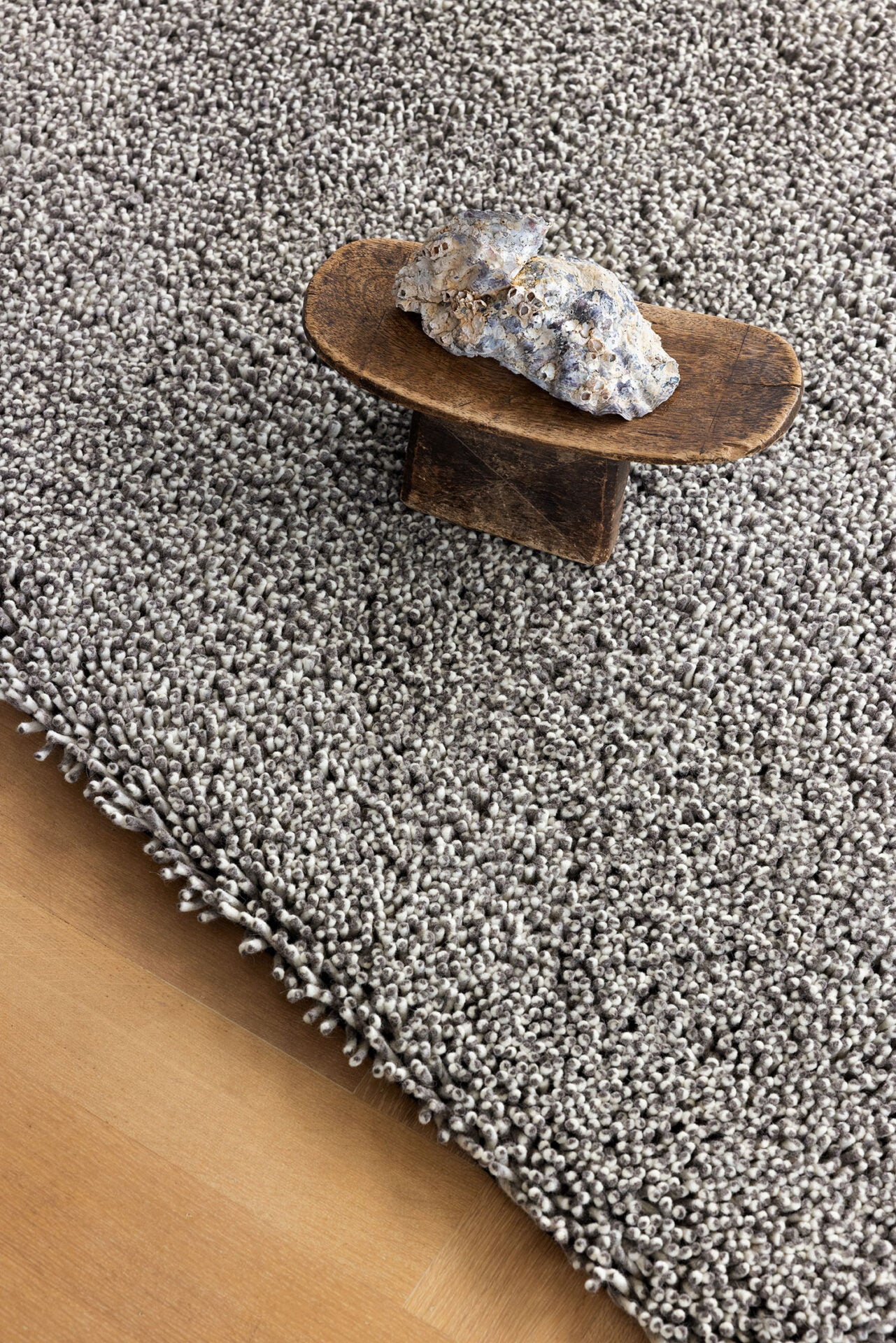Teppich ORIGIN HIGH dunkelgrau mit langem Flor