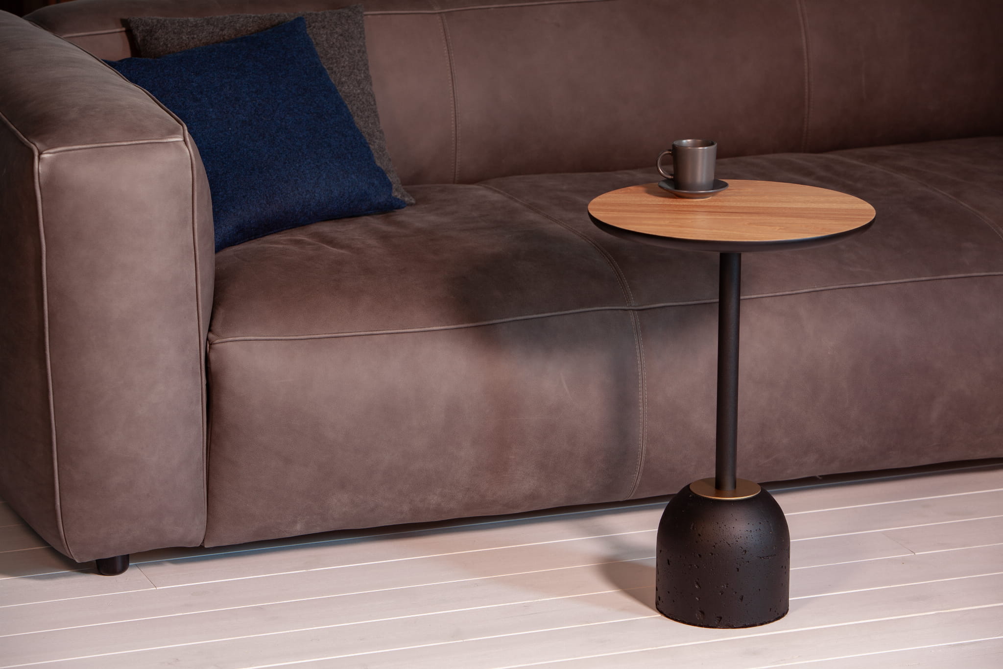 Couchtisch BET Eichenfurnier mit Beton