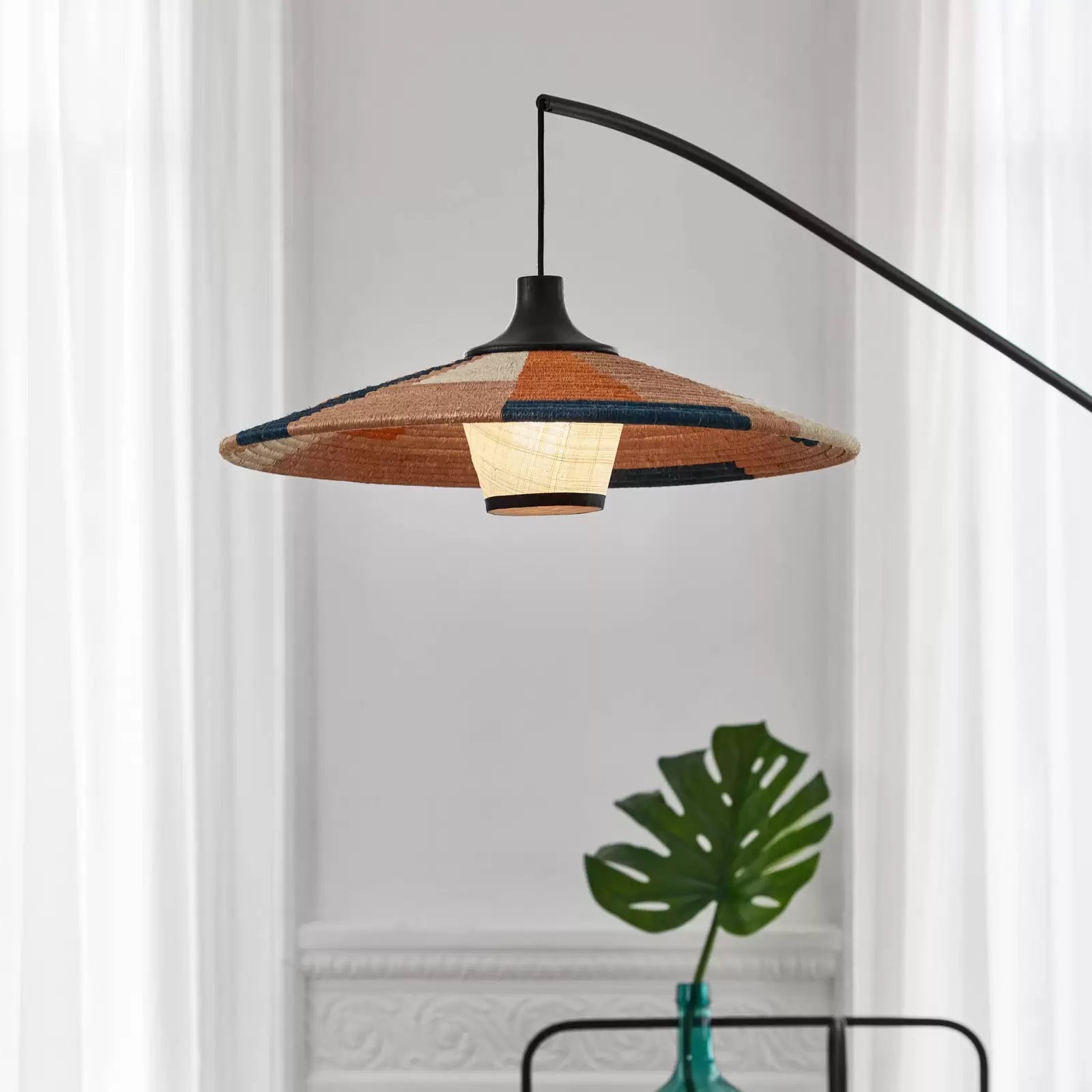 Vloerlamp met arm PARROT zandkleurig
