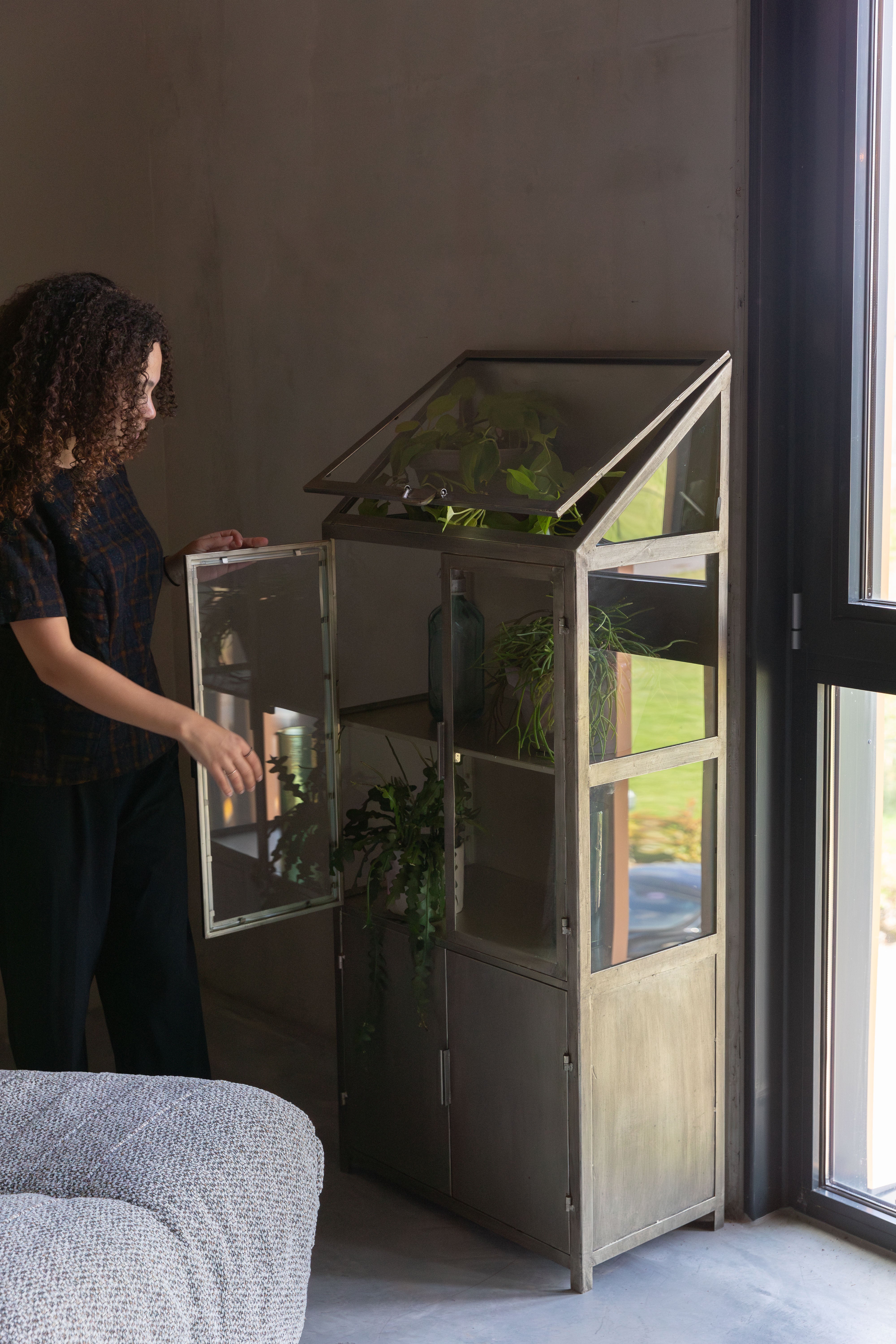 Industrielle Vitrine MONVISO antikgold