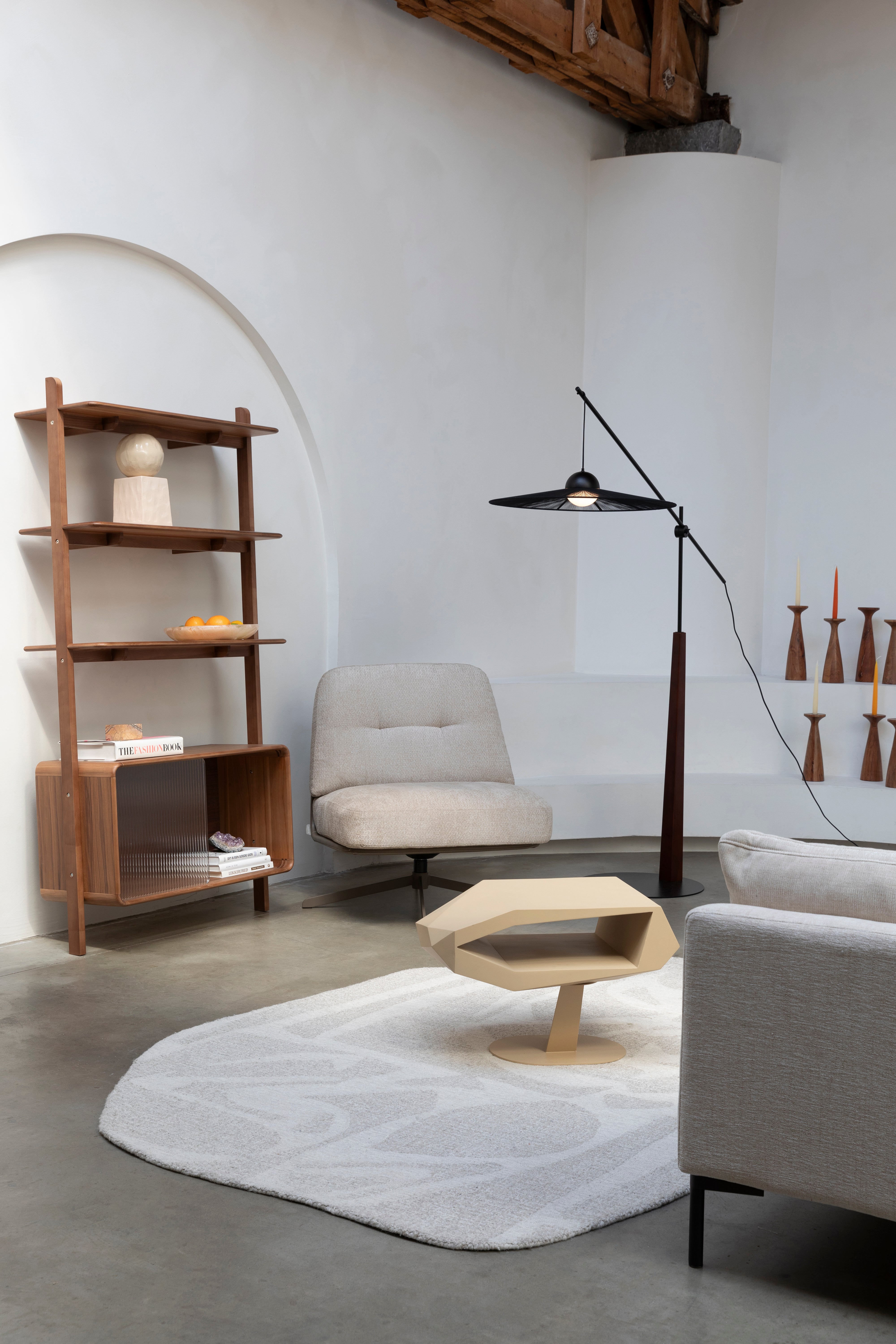 Sessel BENJAMIN beige Kunstleder mit beigem Fußteil