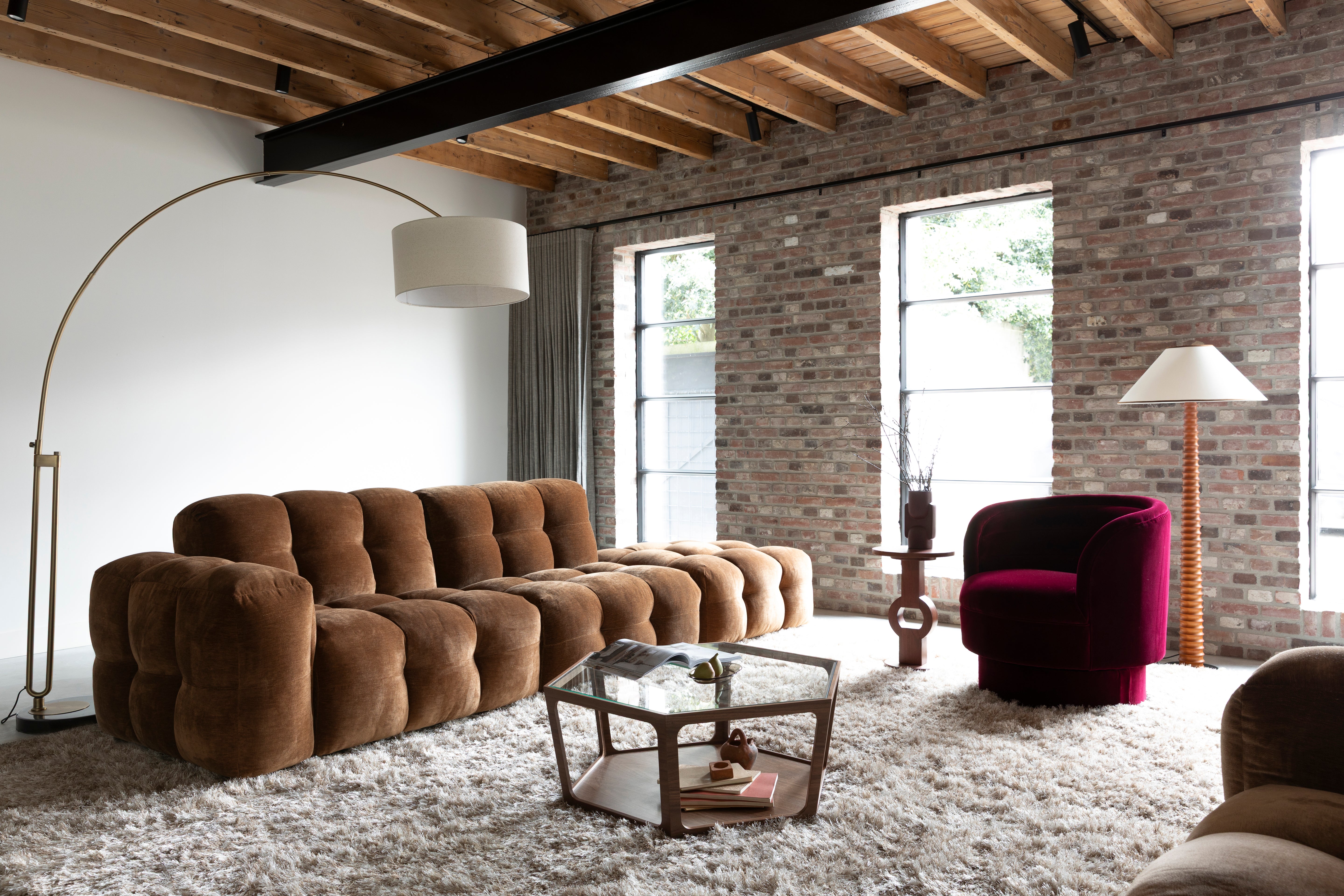 Draaistoel DOROTHY donker fuchsia