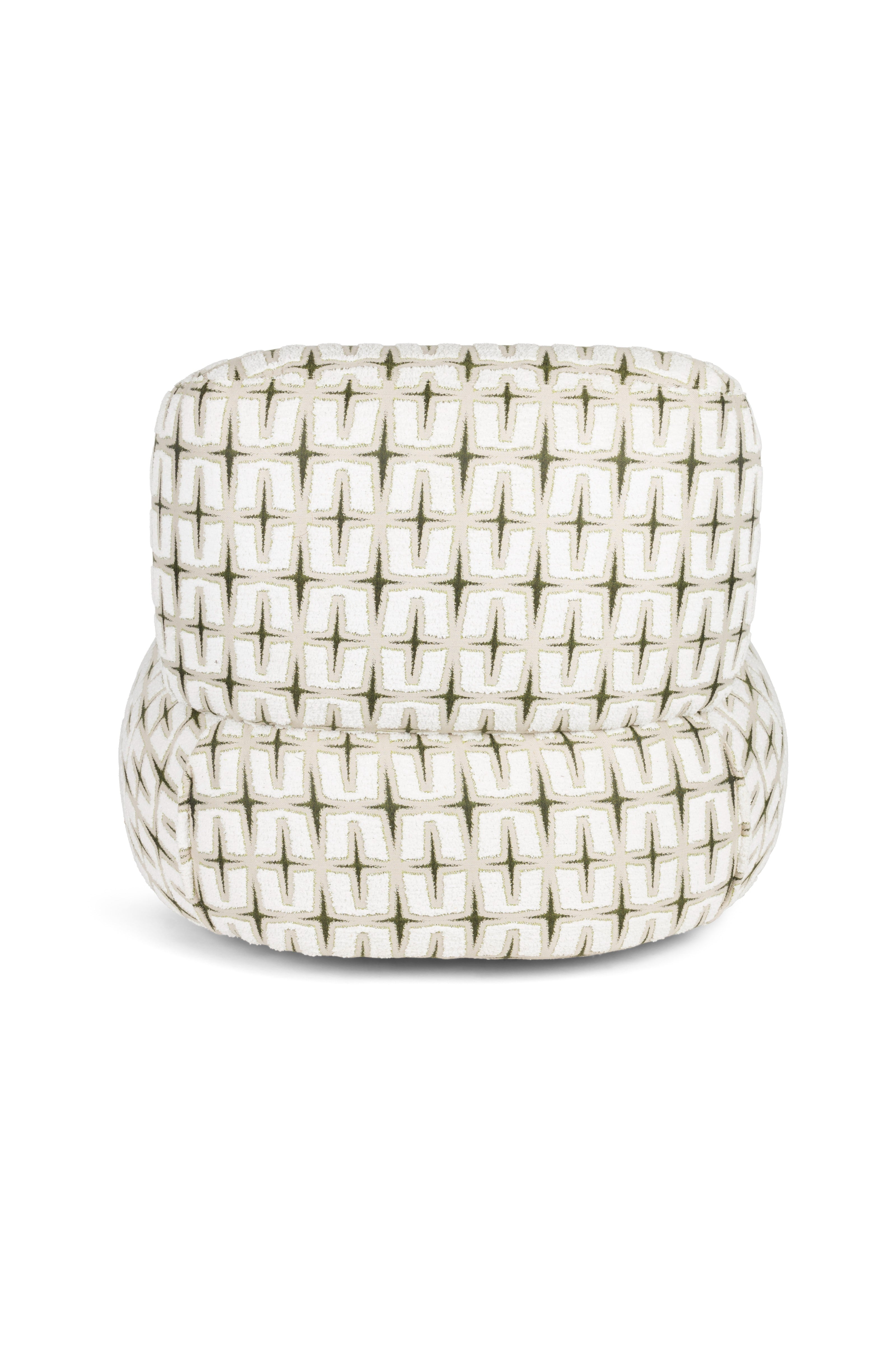 Beige RITZ armchair with geometric pattern