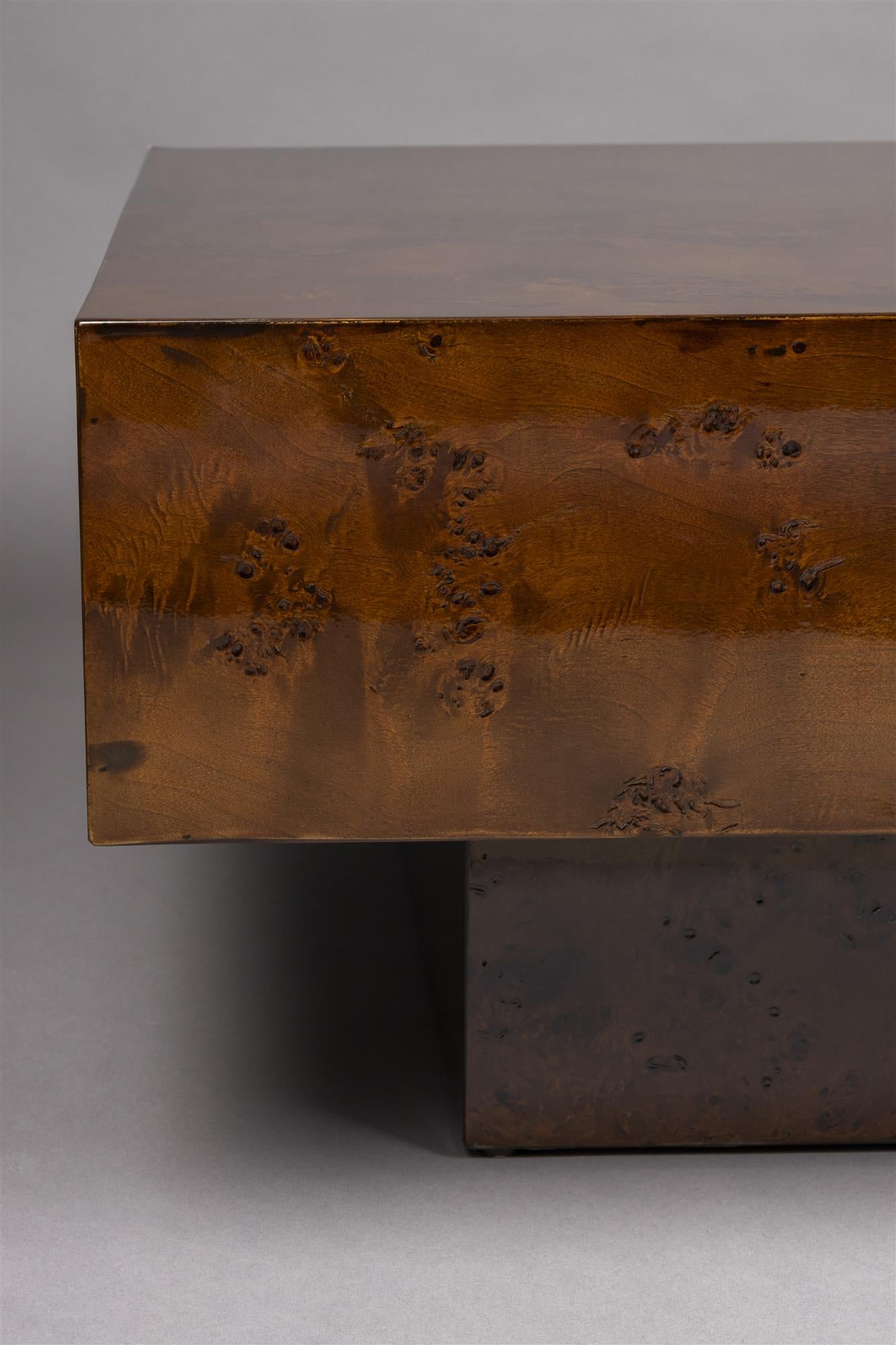 QUINN walnut veneer coffee table