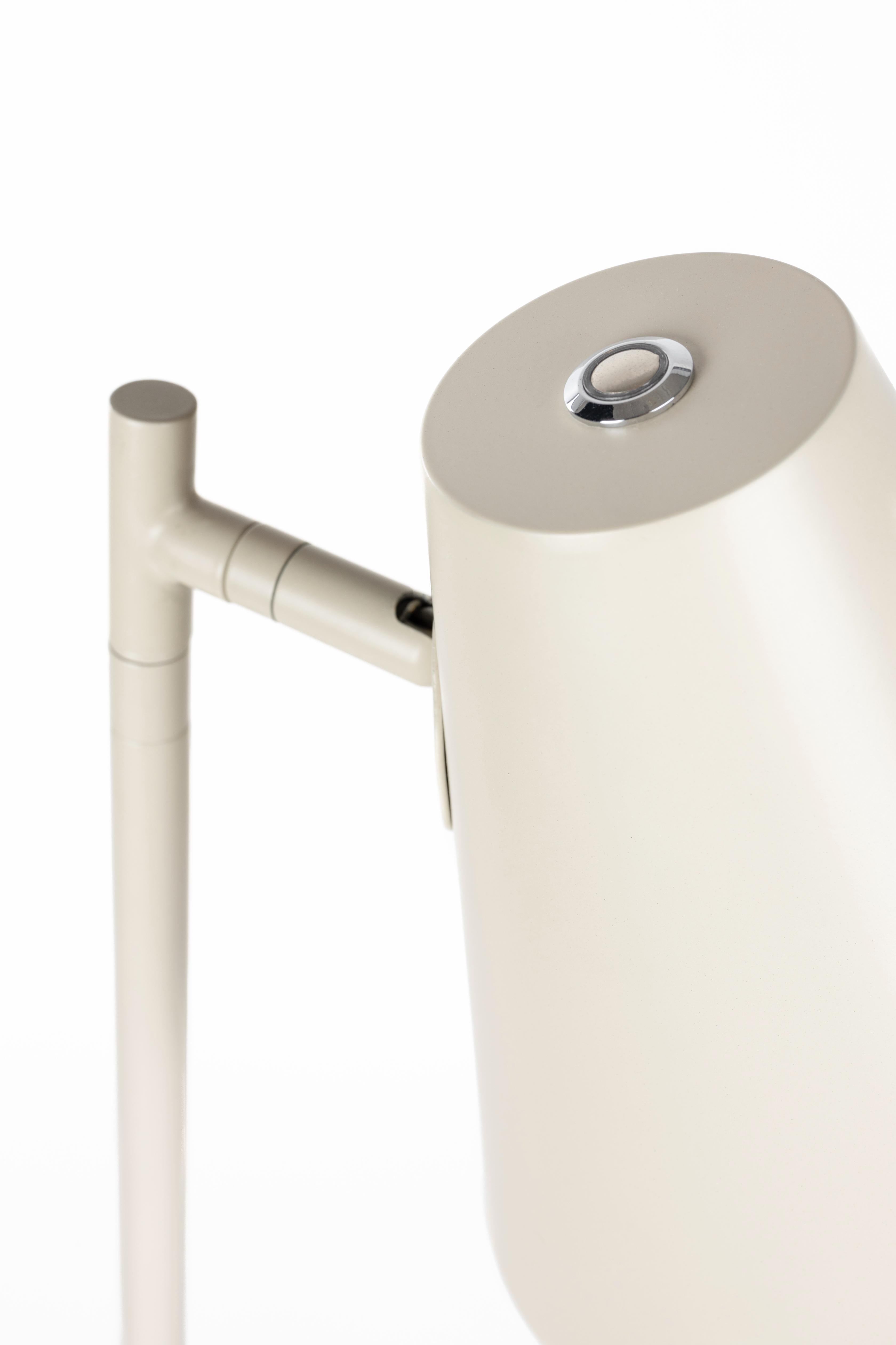 Vloerlamp met tafeltje LUSTOR beige