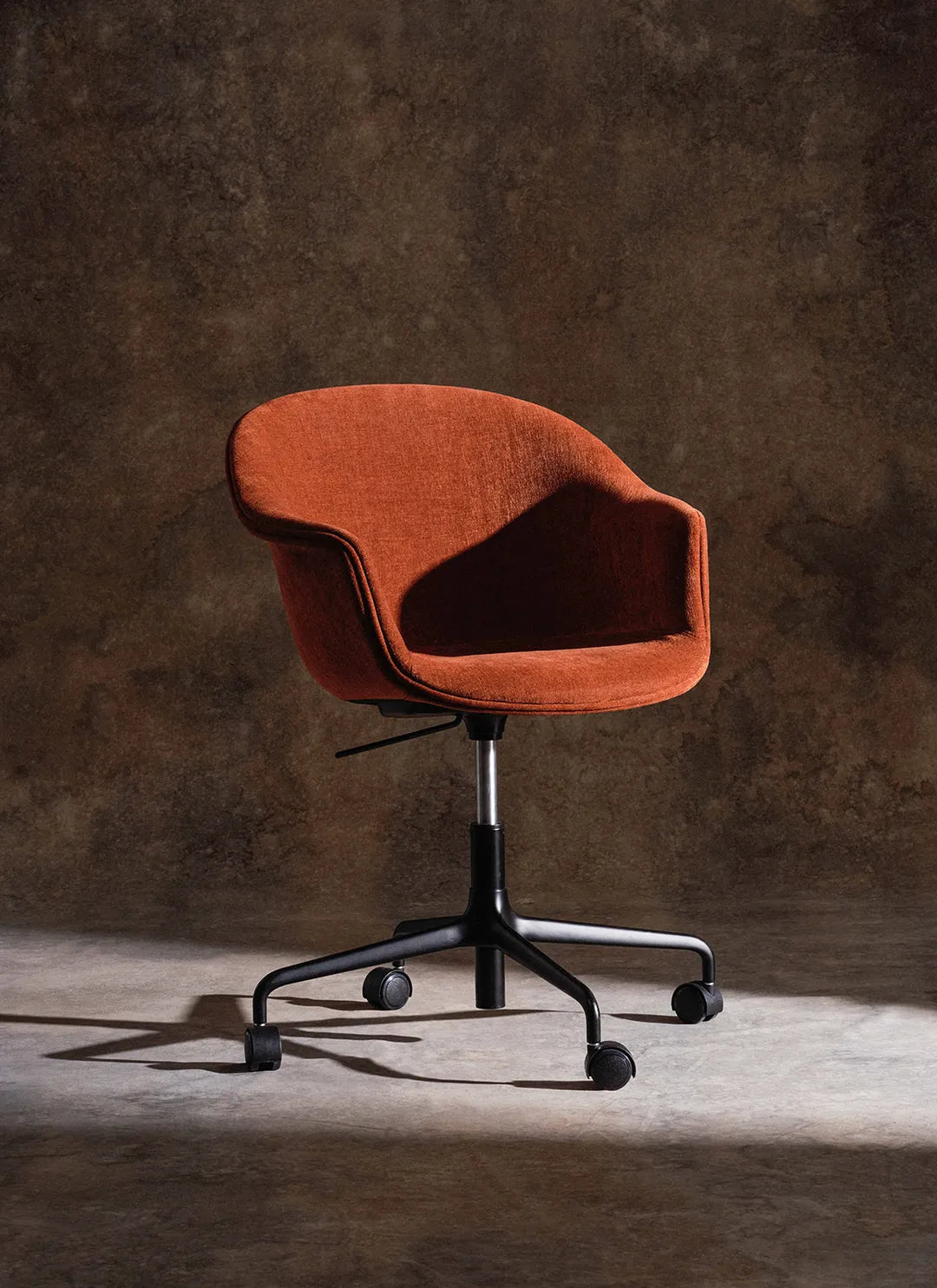 Upholstered office chair BAT