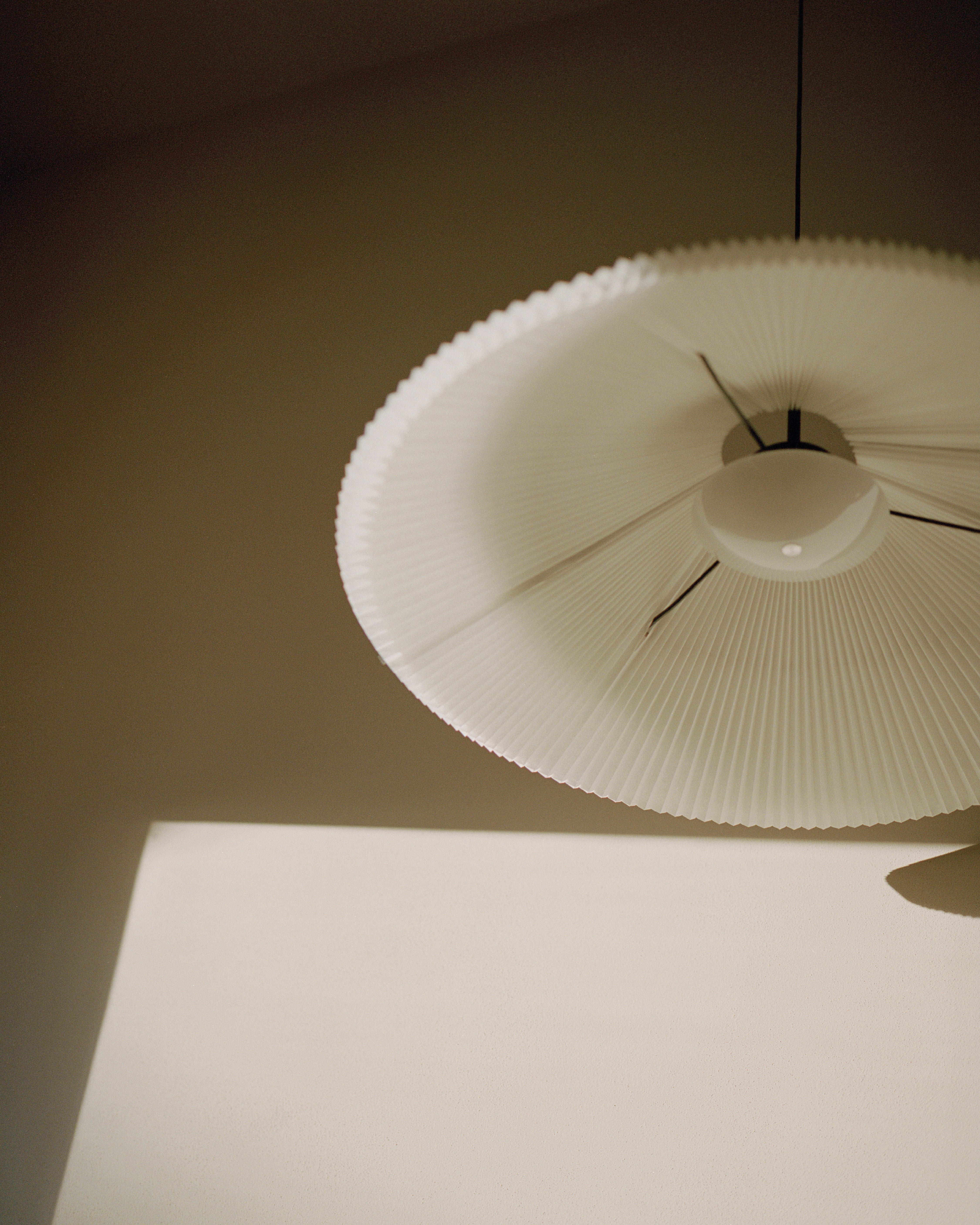 Lampa wisząca NEBRA biały – New Works