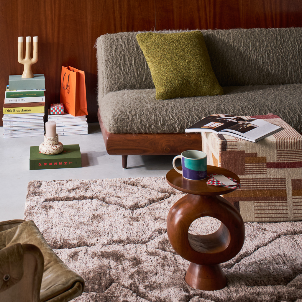 Pouf LILLE beige mit orangefarbenem Muster
