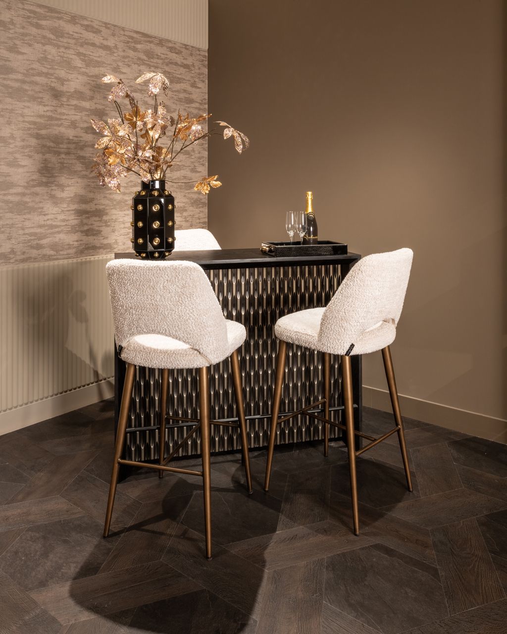 JUSTA vase black with gold