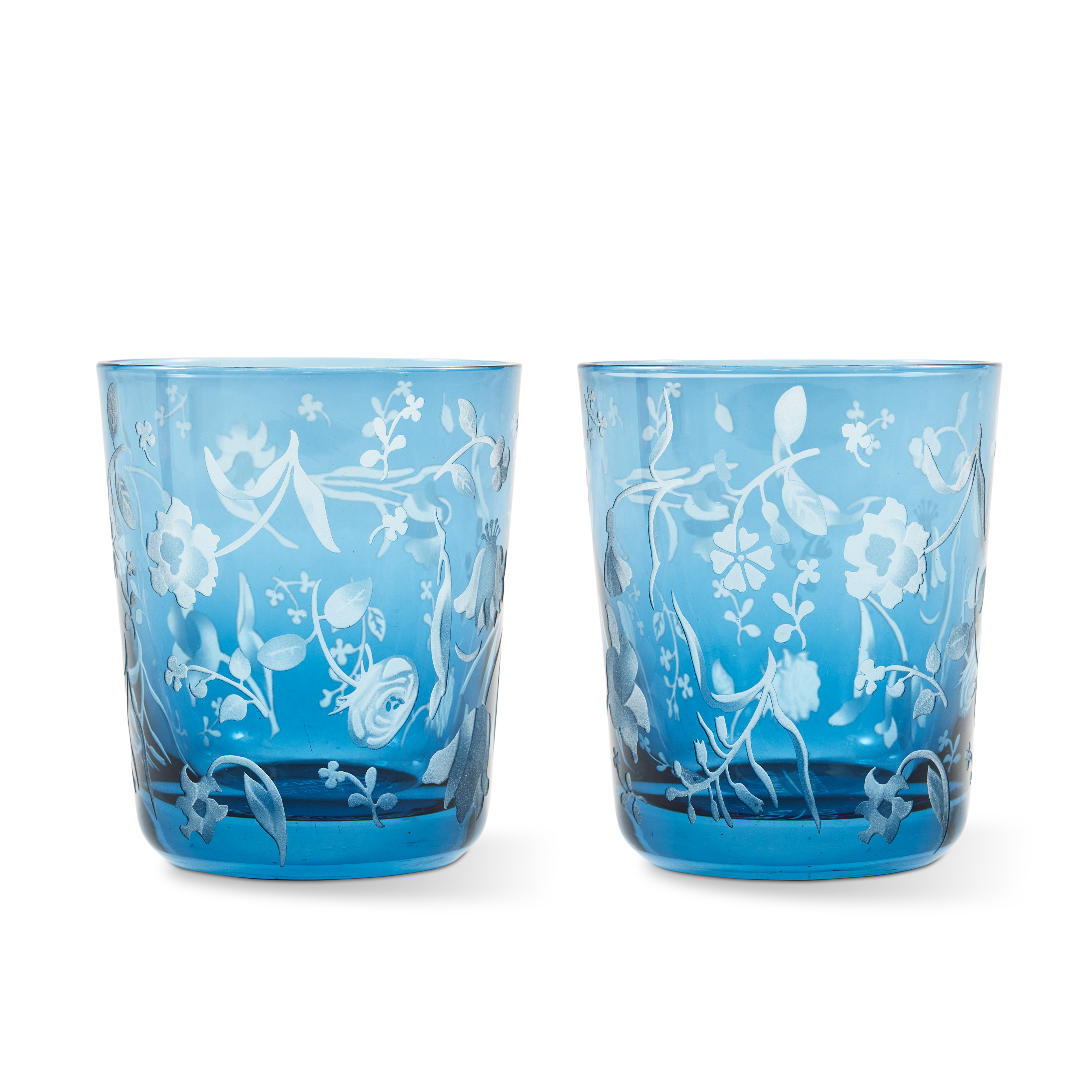 Set van glazen GESTROOIDE BLOEMEN blauw met gezandstraald patroon