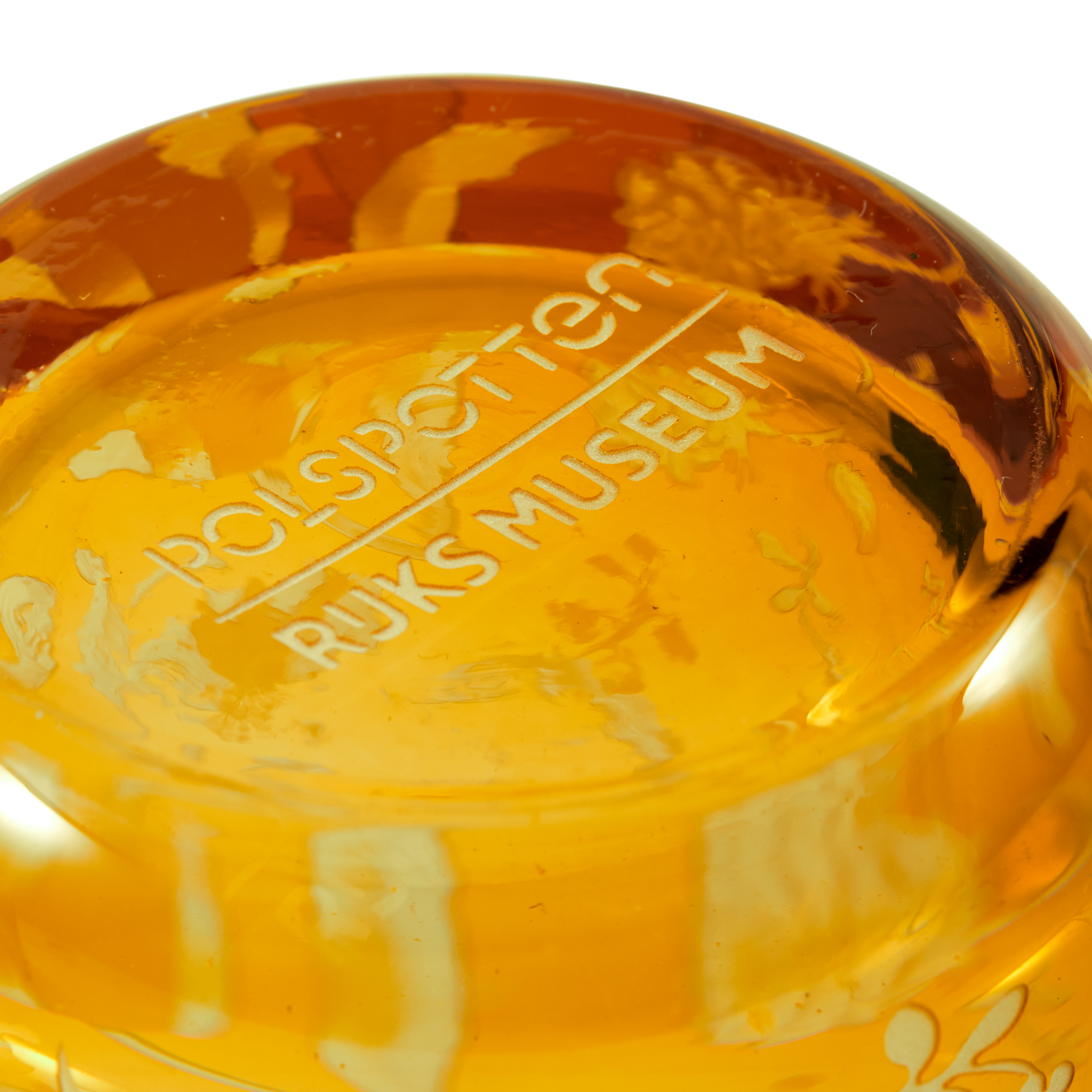 Set van glazen SCATTERED FLOWERS geel met gezandstraald patroon