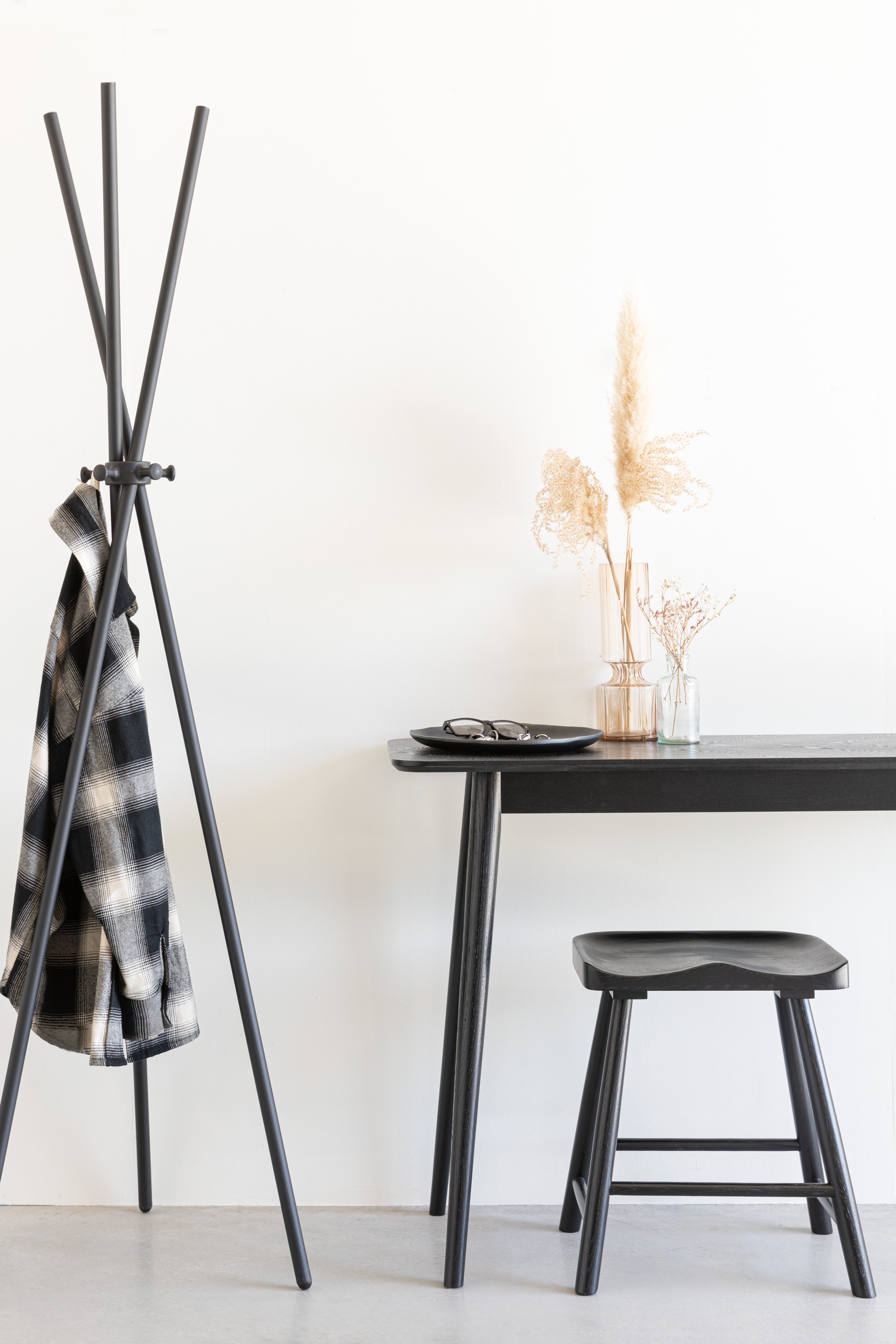 Houten kruk VANDER zwart eikenhout