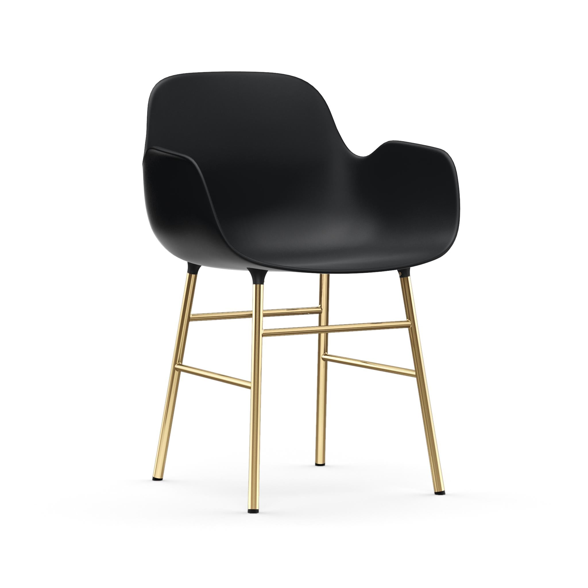 Krzesło z podłokietnikami FORM czarny ze złotą podstawą – Normann Copenhagen