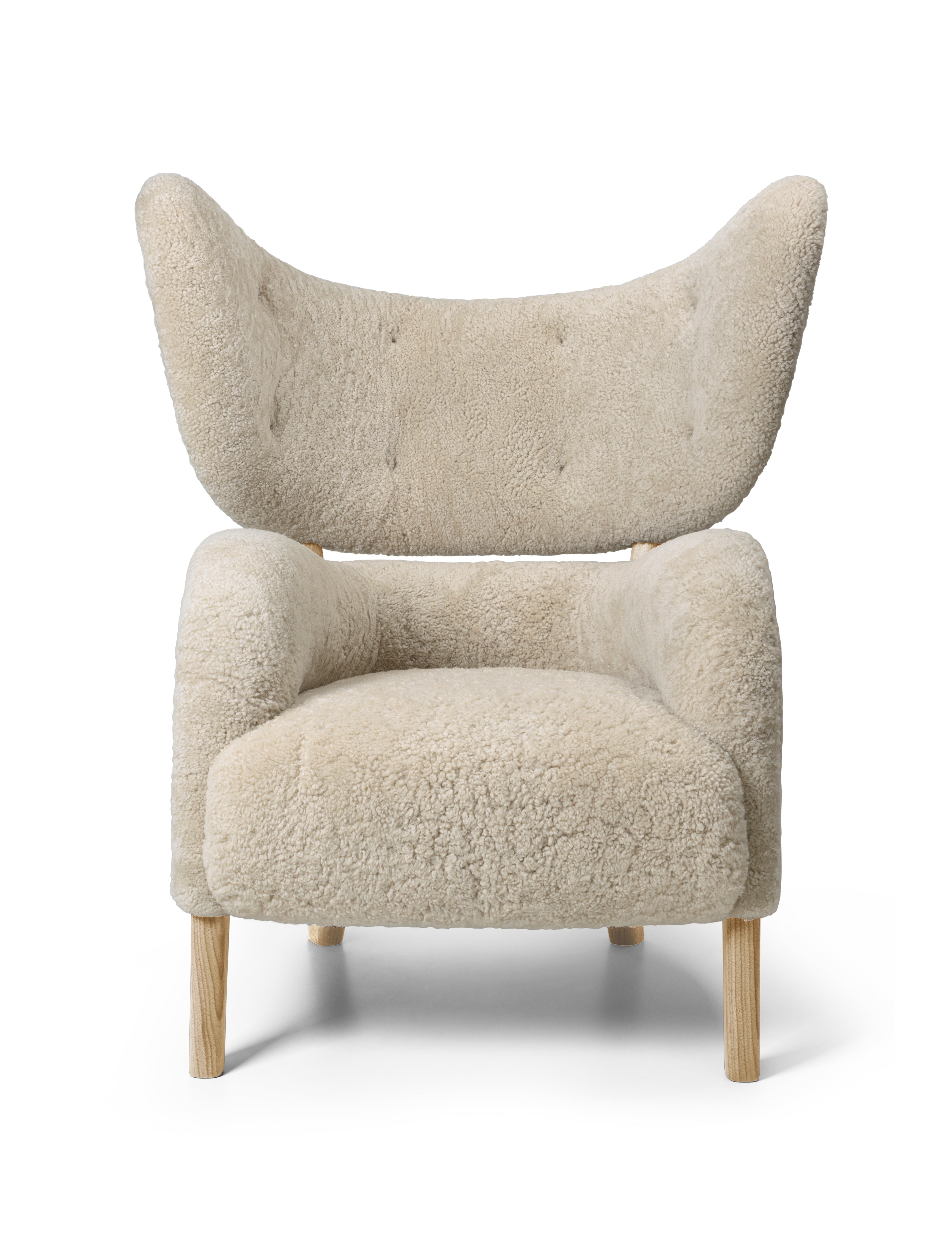 MY OWN CHAIR Armchair sheep leather with oak base