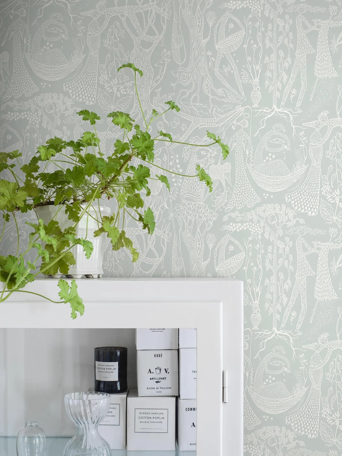 Ethnic Pattern Wallpaper POEME D'AMOUR Sage Green