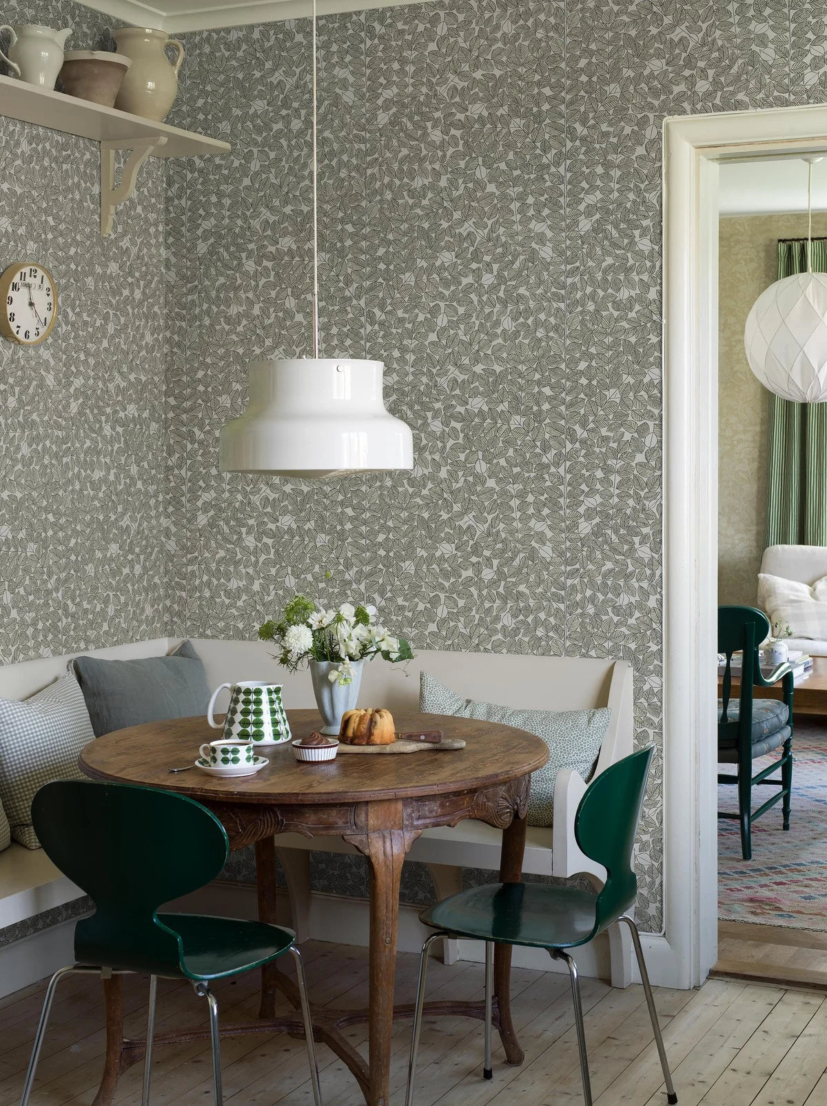 Behang met plantmotief bladeren ROMANS groen