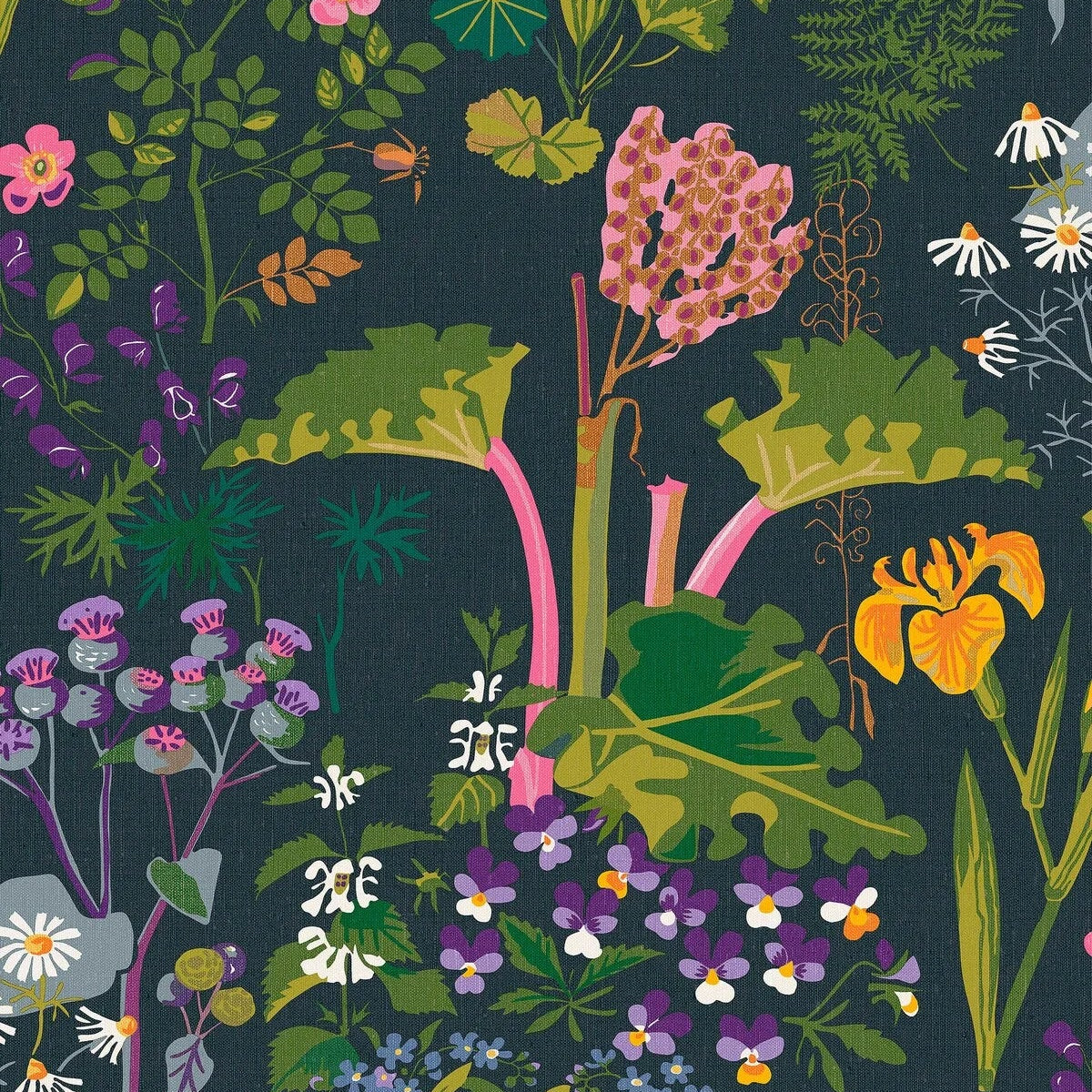 Behang met een plantaardig bloemenpatroon GOCKEN JOBS RABARBER donkerblauw