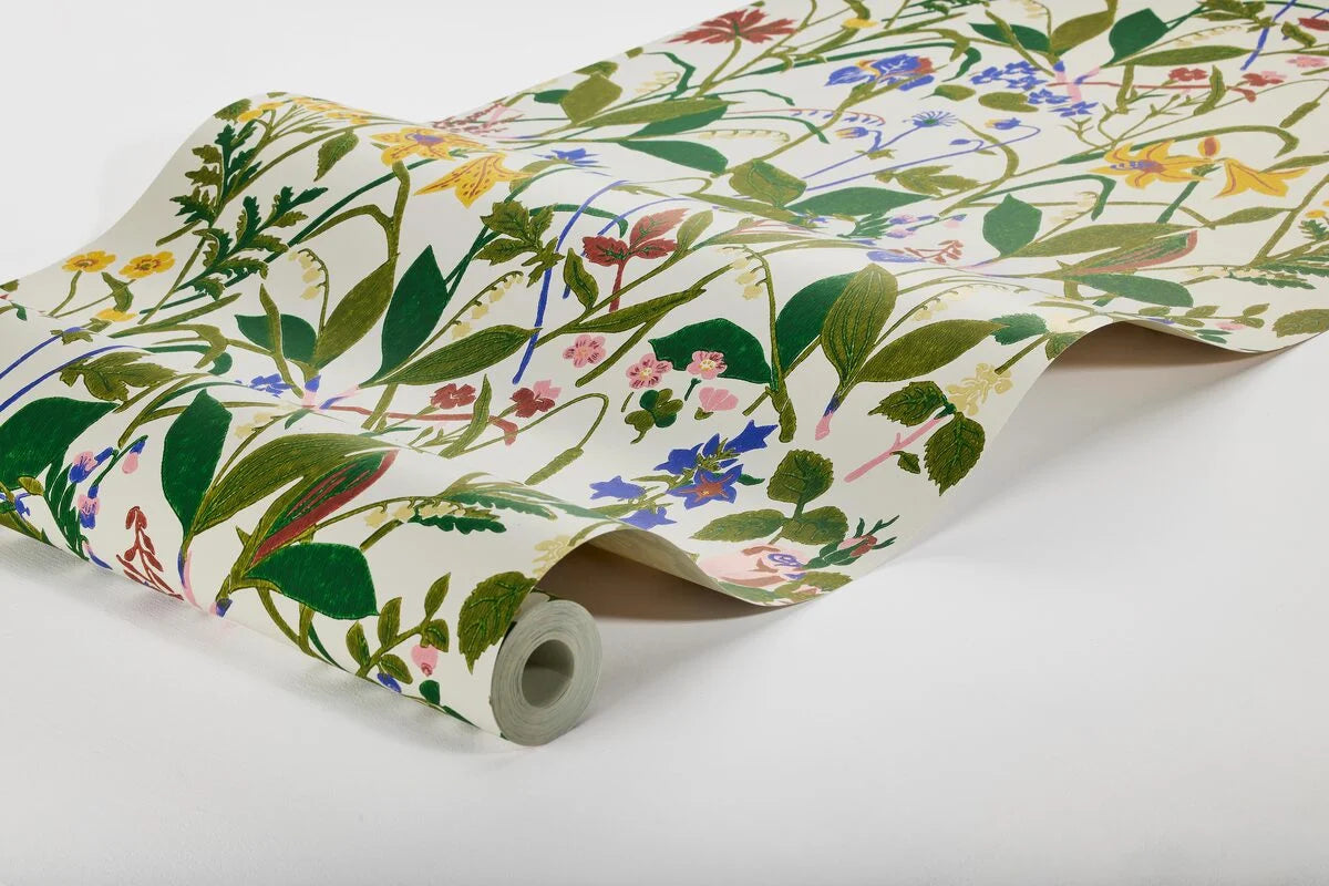 Cream wallpaper with a floral plant motif ROS OCH LILJA in green