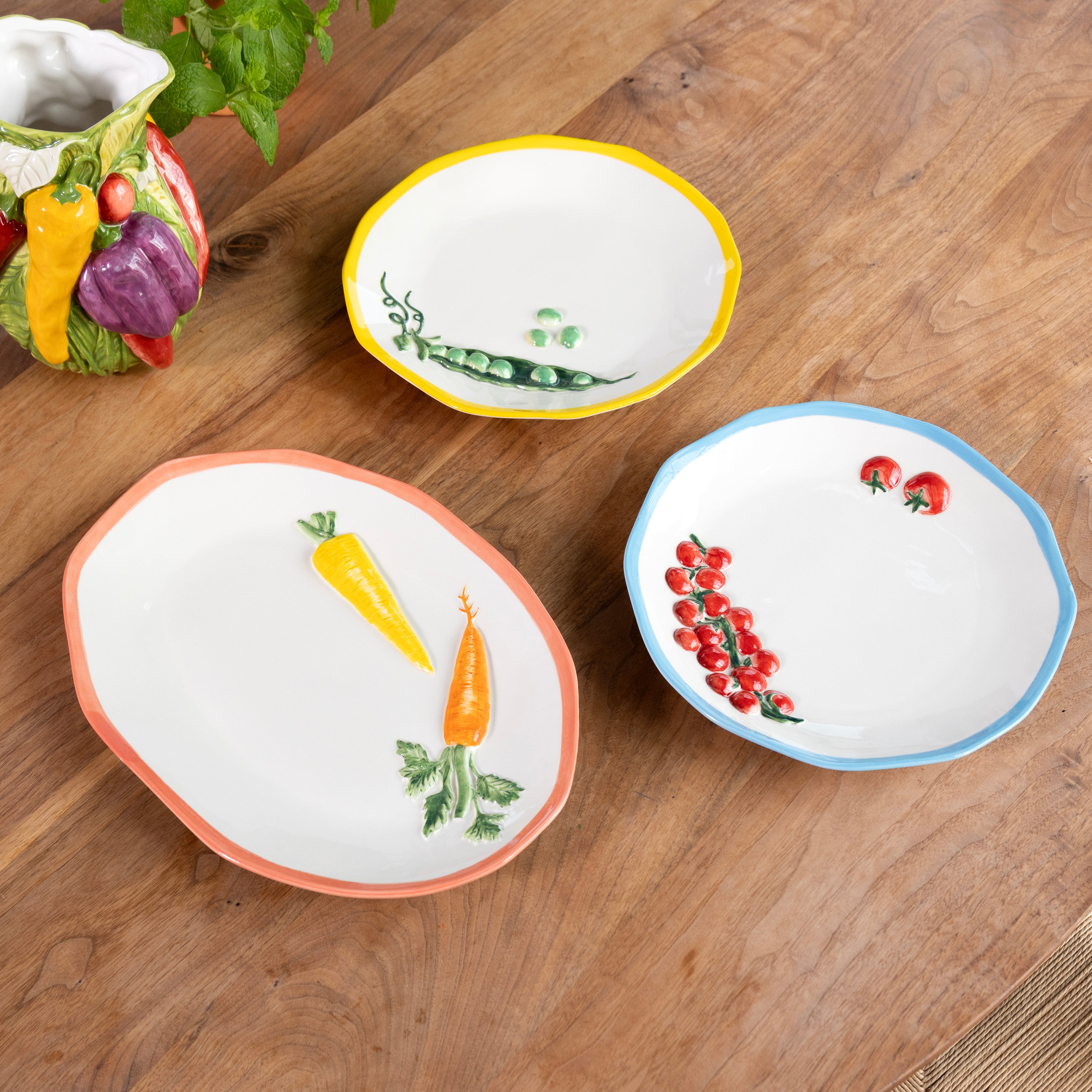 White Serving Plate PISELLO with Yellow and Green