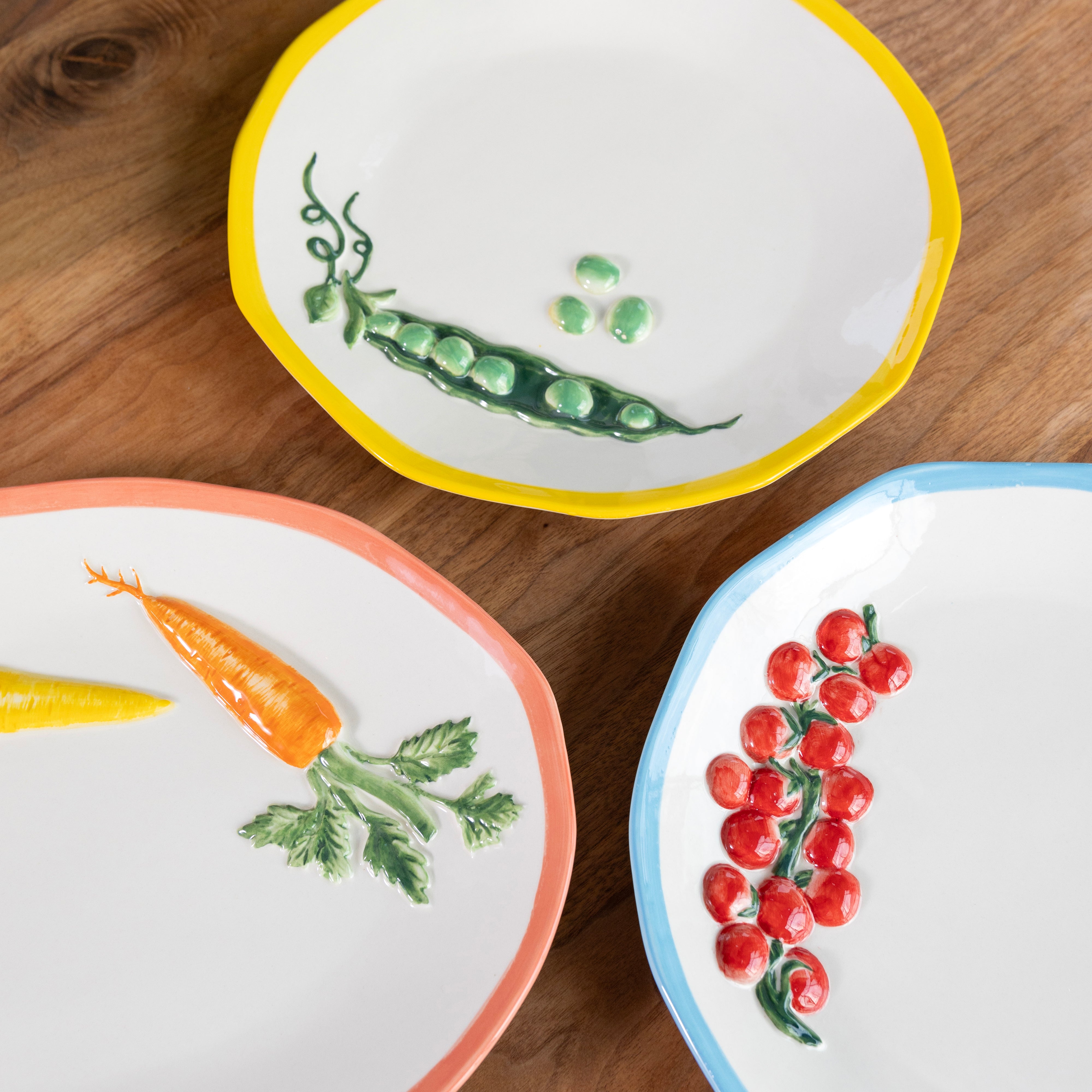 White Serving Plate PISELLO with Yellow and Green