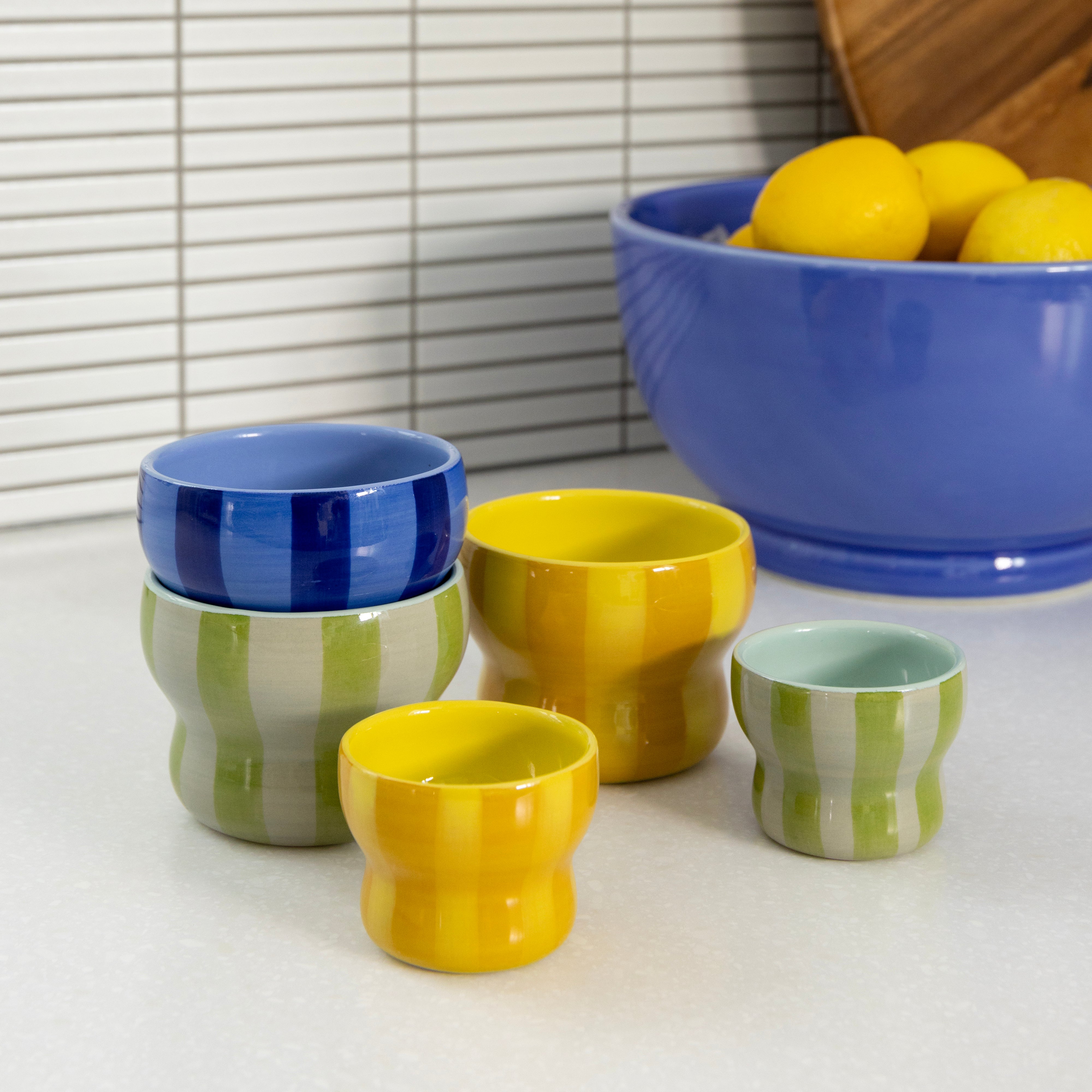 Set van CIRCUS mokken geel