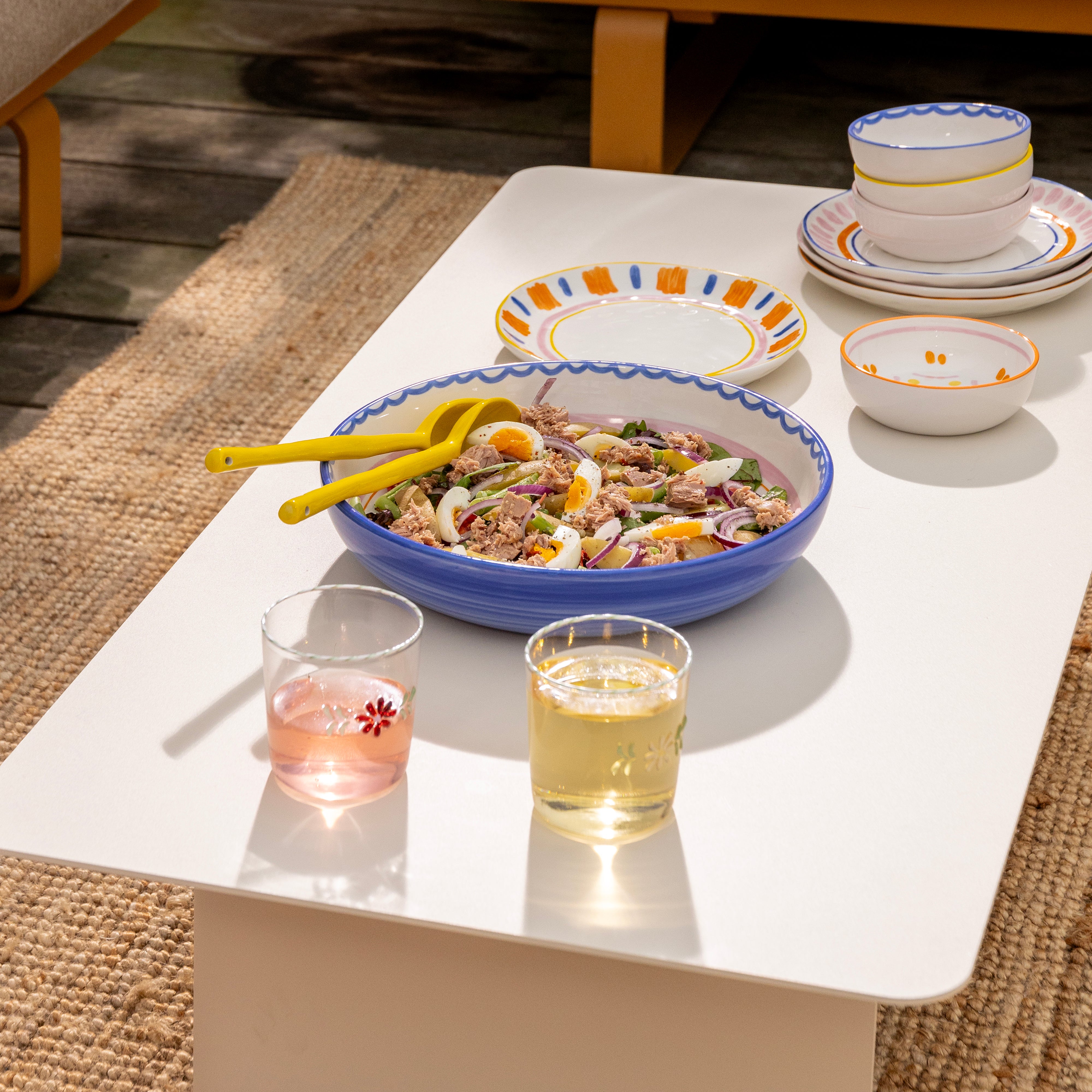 Set mit Gläsern FLORA im Motiv roter Blumen