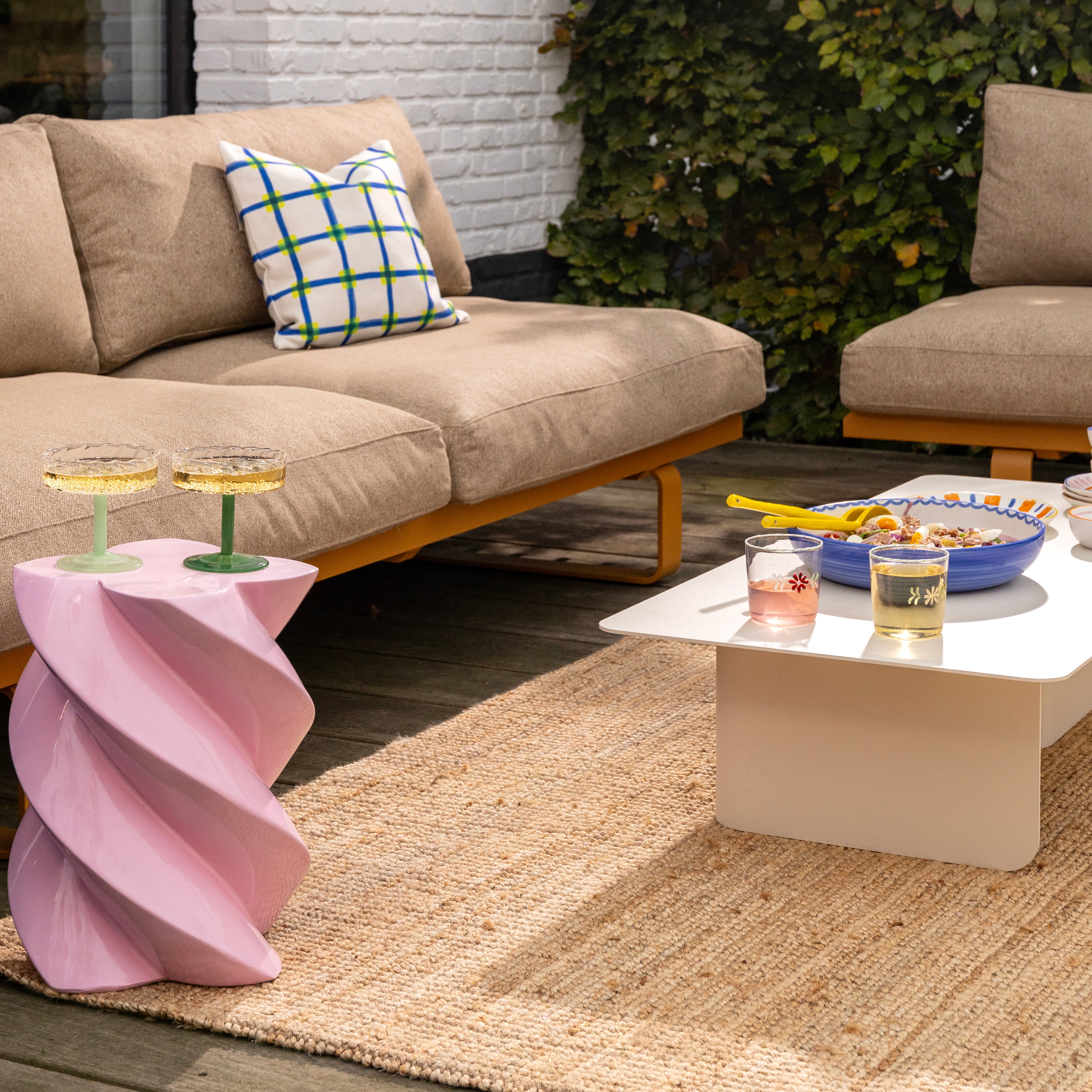 Set mit Gläsern FLORA im Motiv roter Blumen