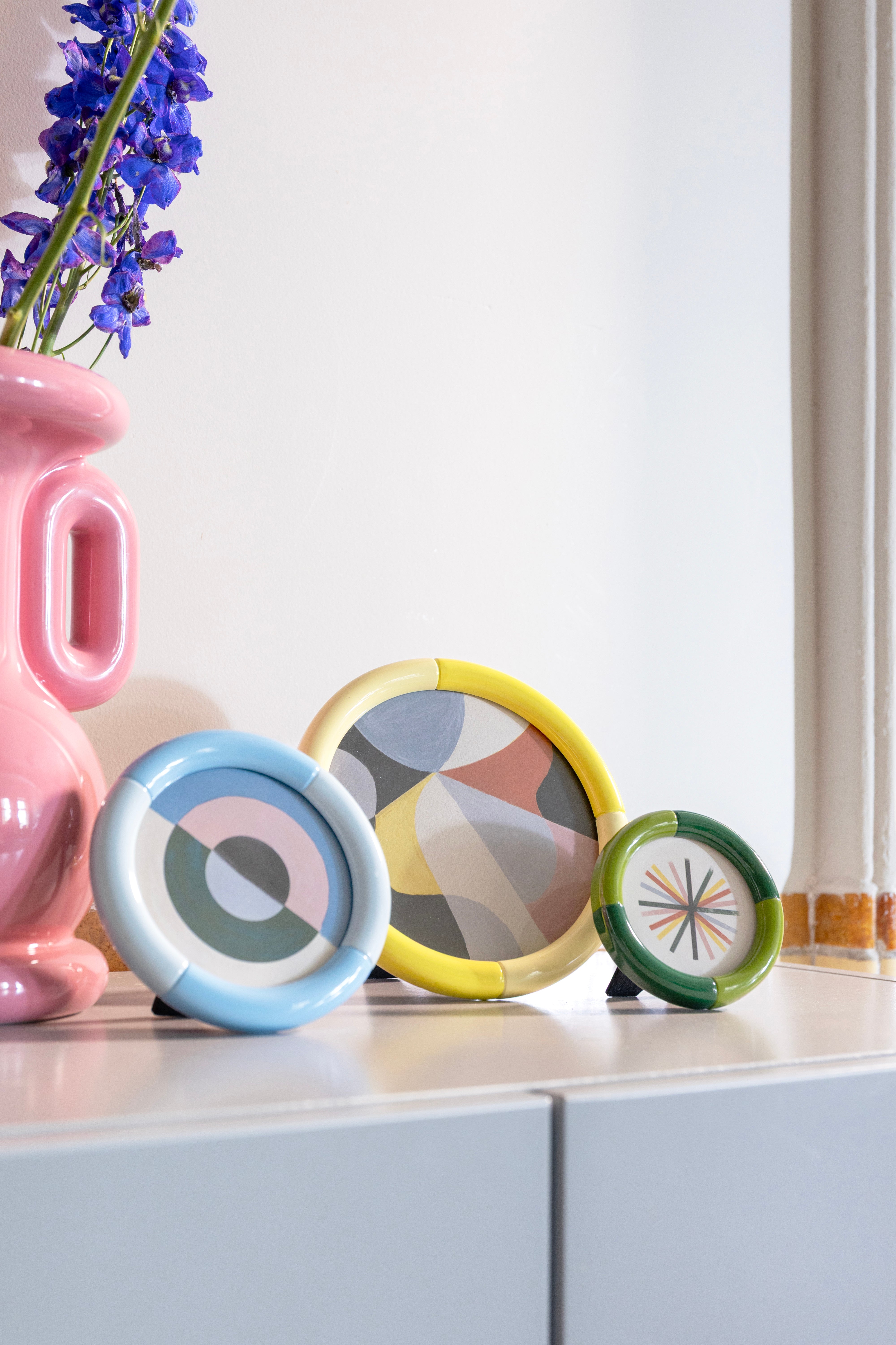 RIFT ROUND green photo frame