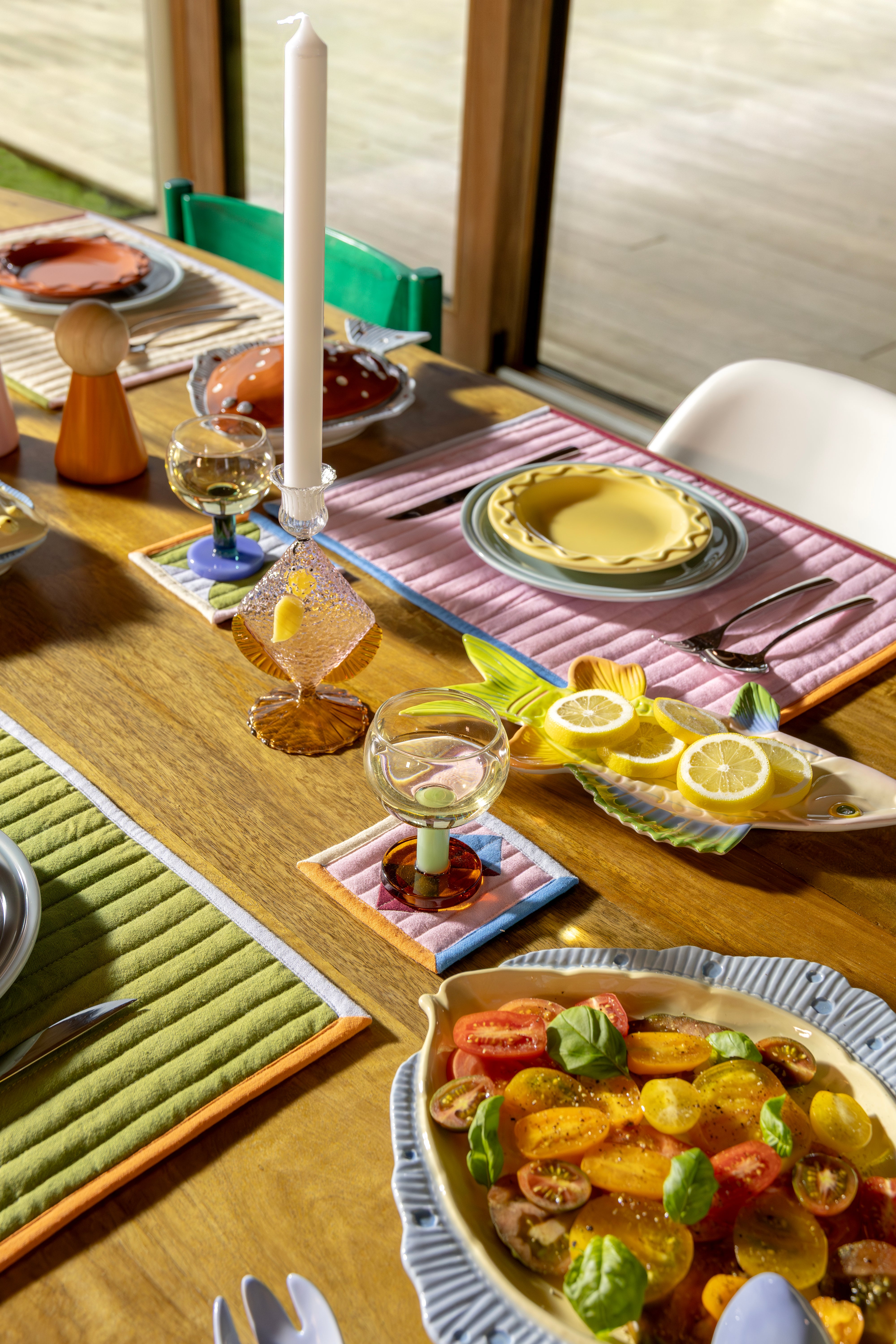 Roze glazen kaarsenhouder FISH met amberkleurig