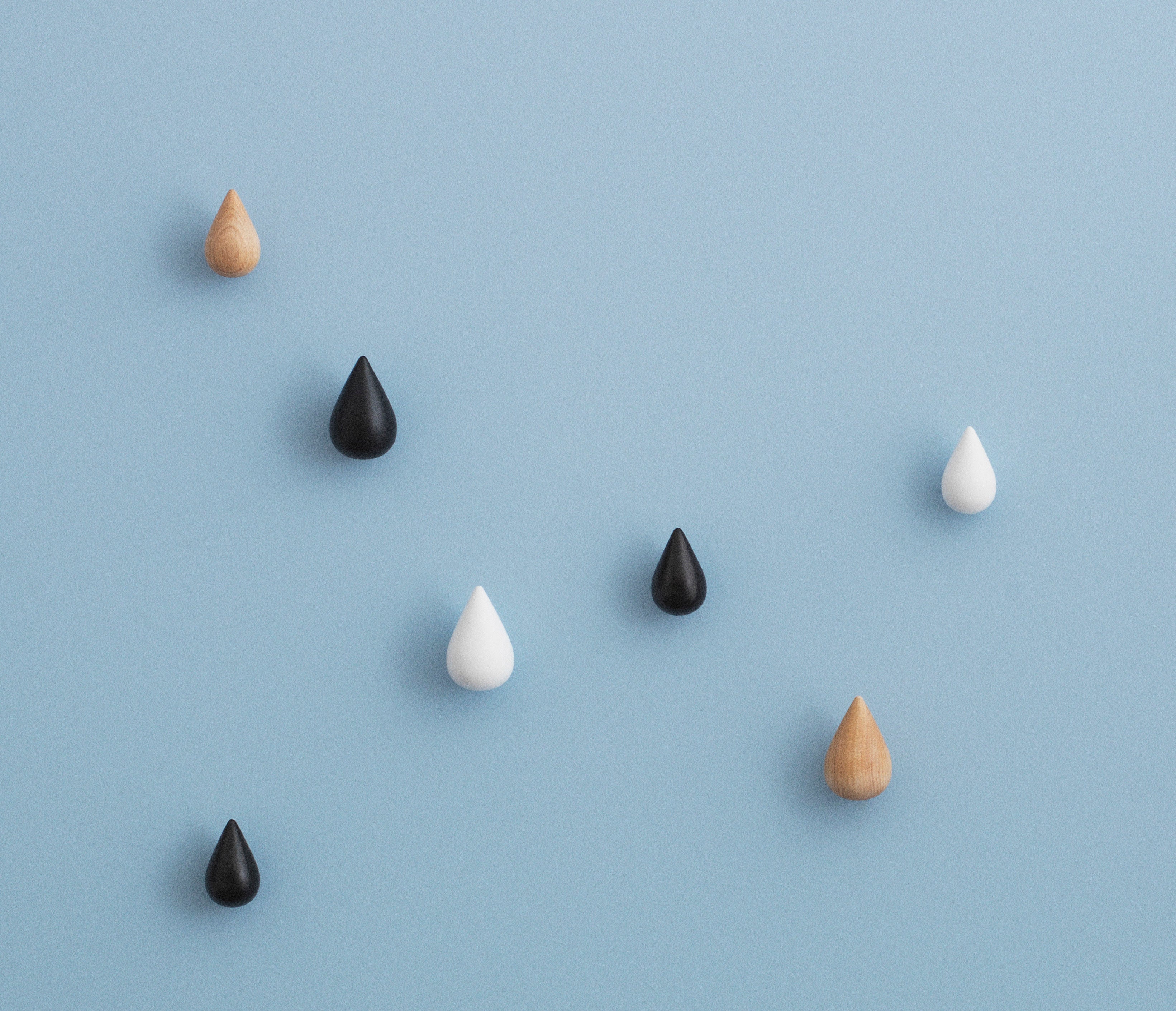 DROPIT walnut wood hanger set