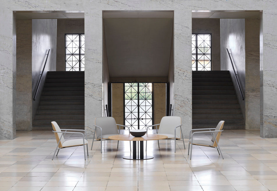 Ronde salontafel SCALA met gefineerd blad en zwarte basis