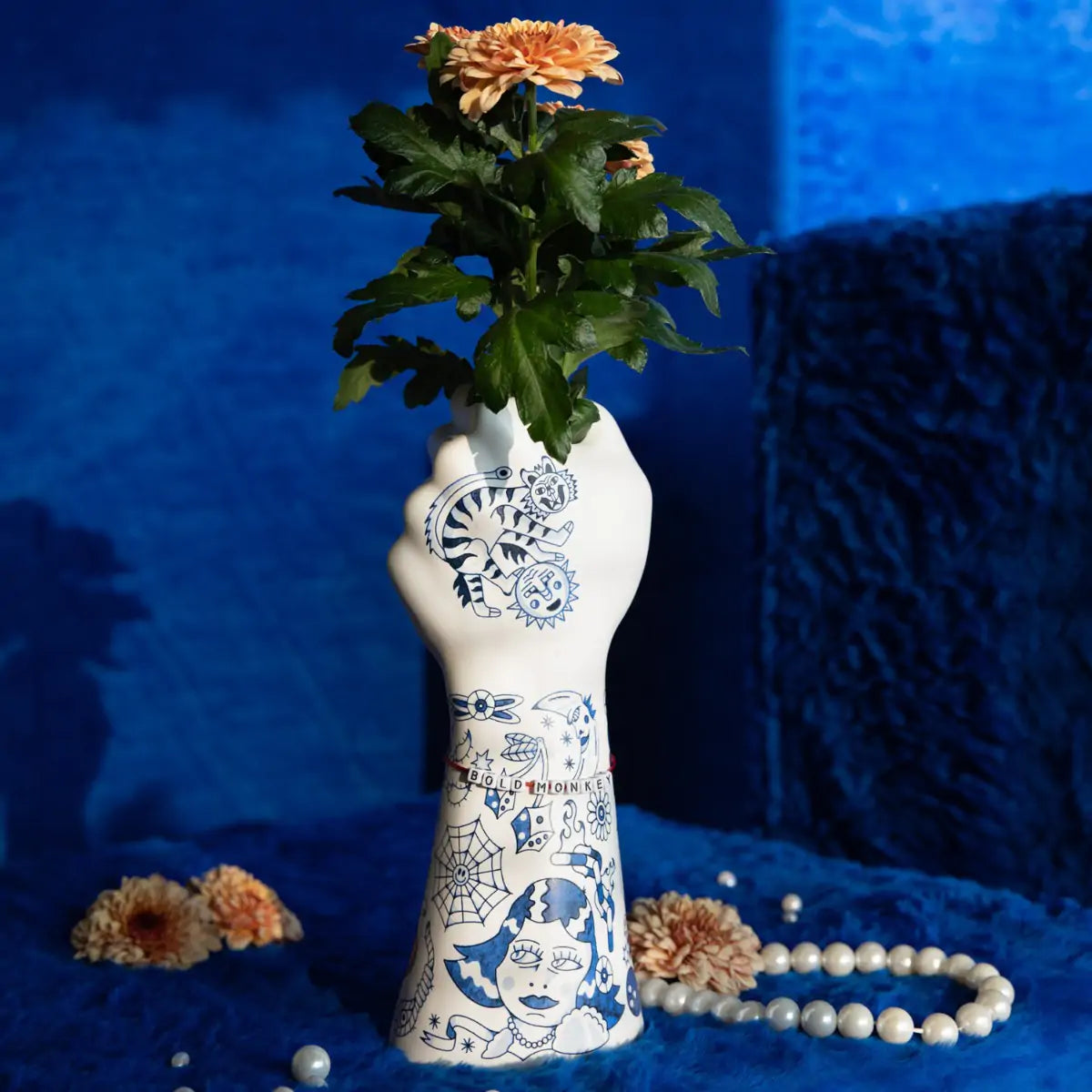 Vaas LIBERTY MATTERS witte keramiek