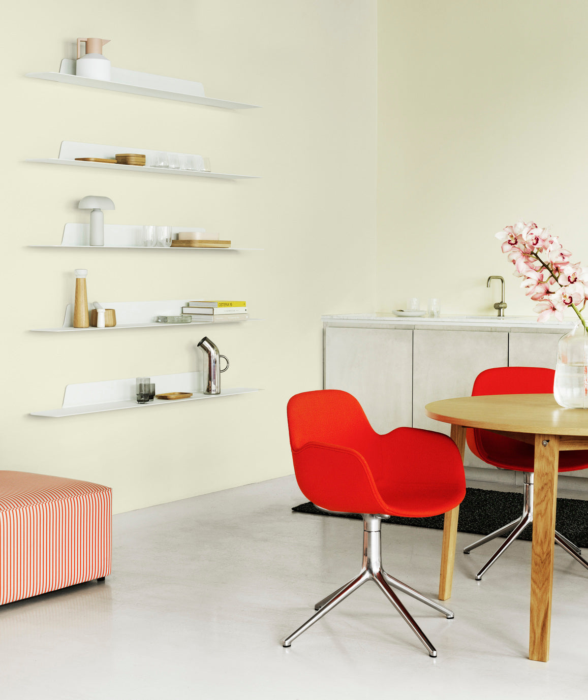 Bureau stoel met armleuningen FORM 4L zeeblauw met aluminium basis