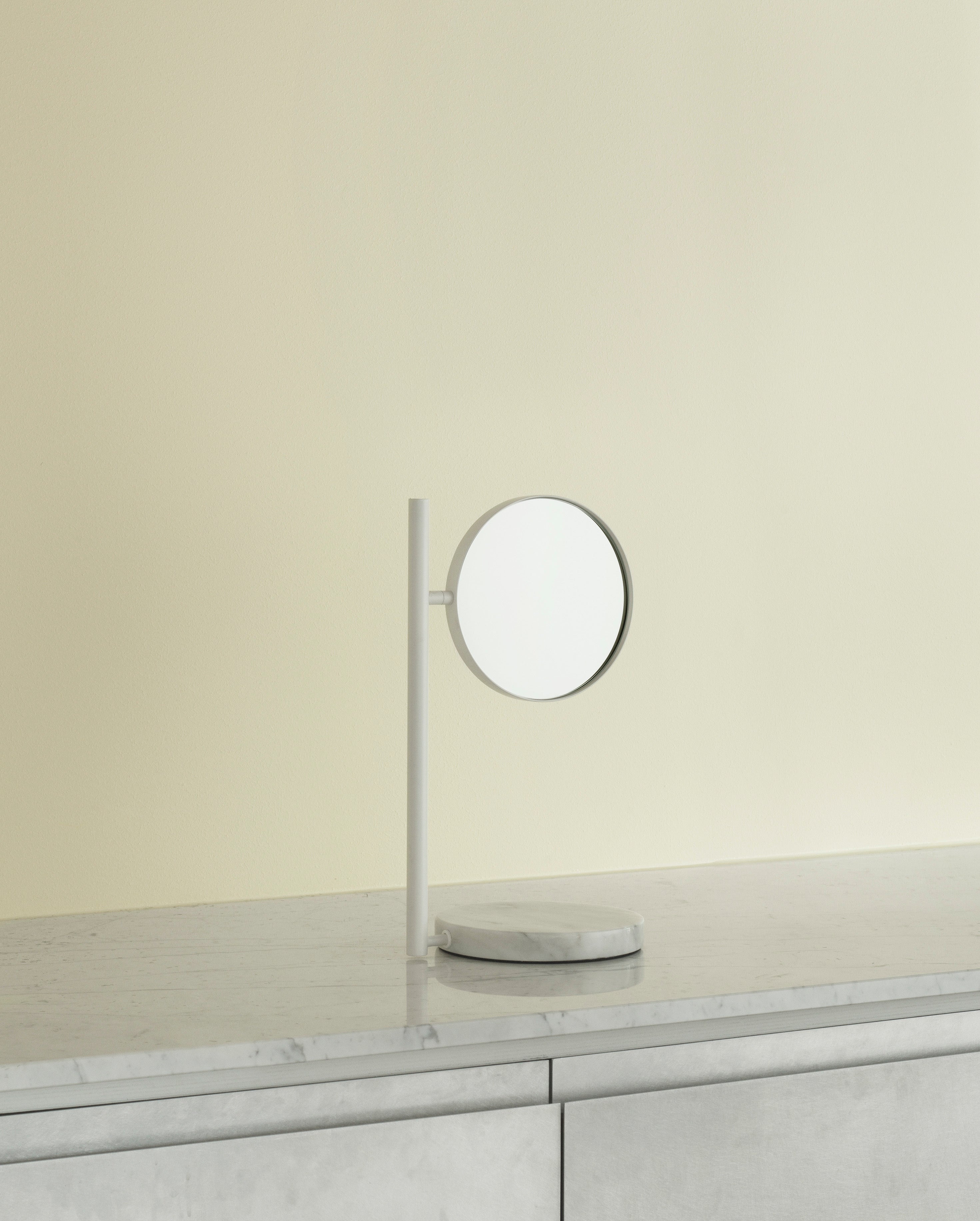 Freestanding Mirror POSE White Marble