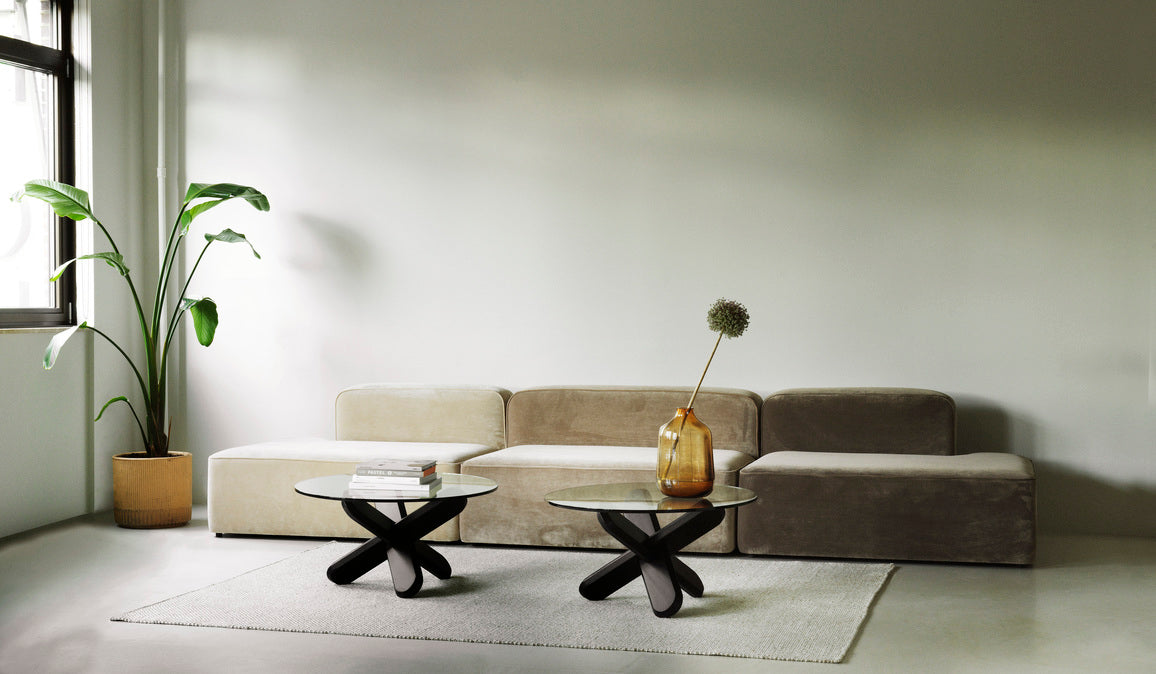 Salontafel DING glas met zwarte basis