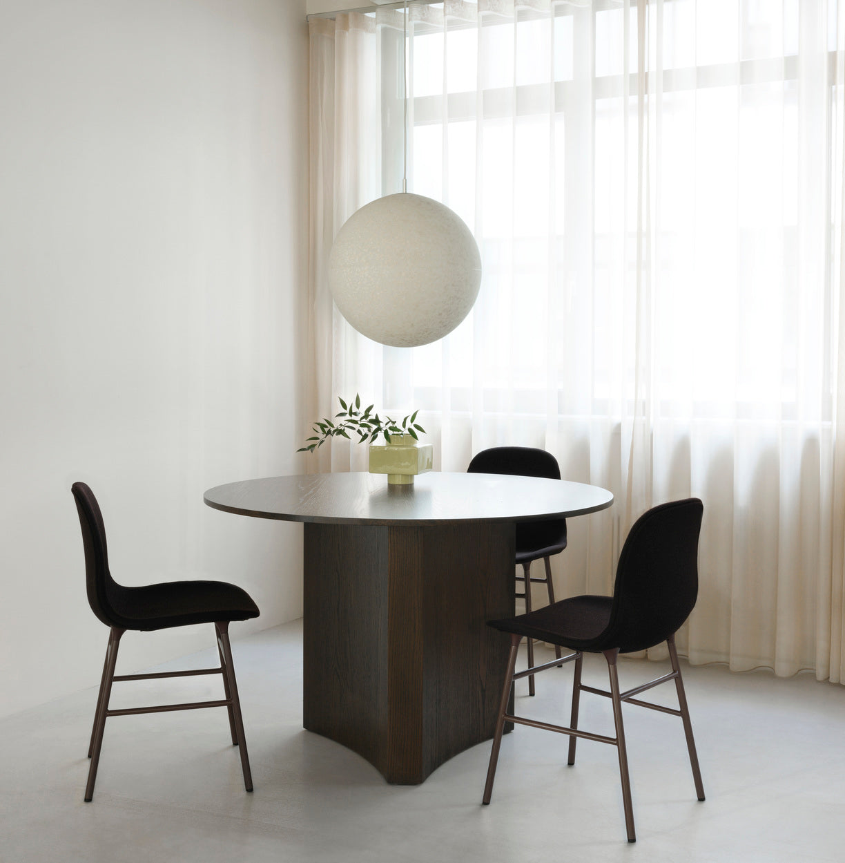 Runder Tisch Bue Oak Furnier