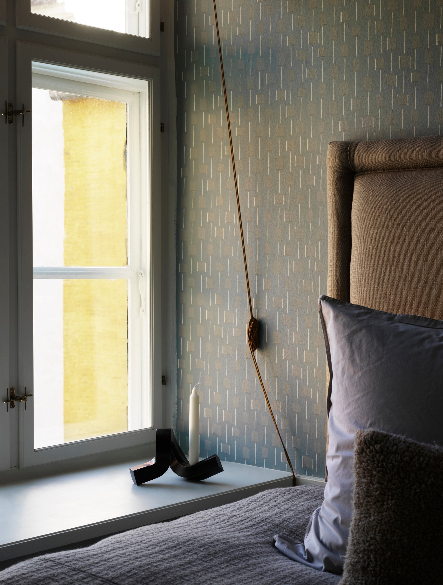 CROOKED ONE Candle Holder in Antiqued Brass