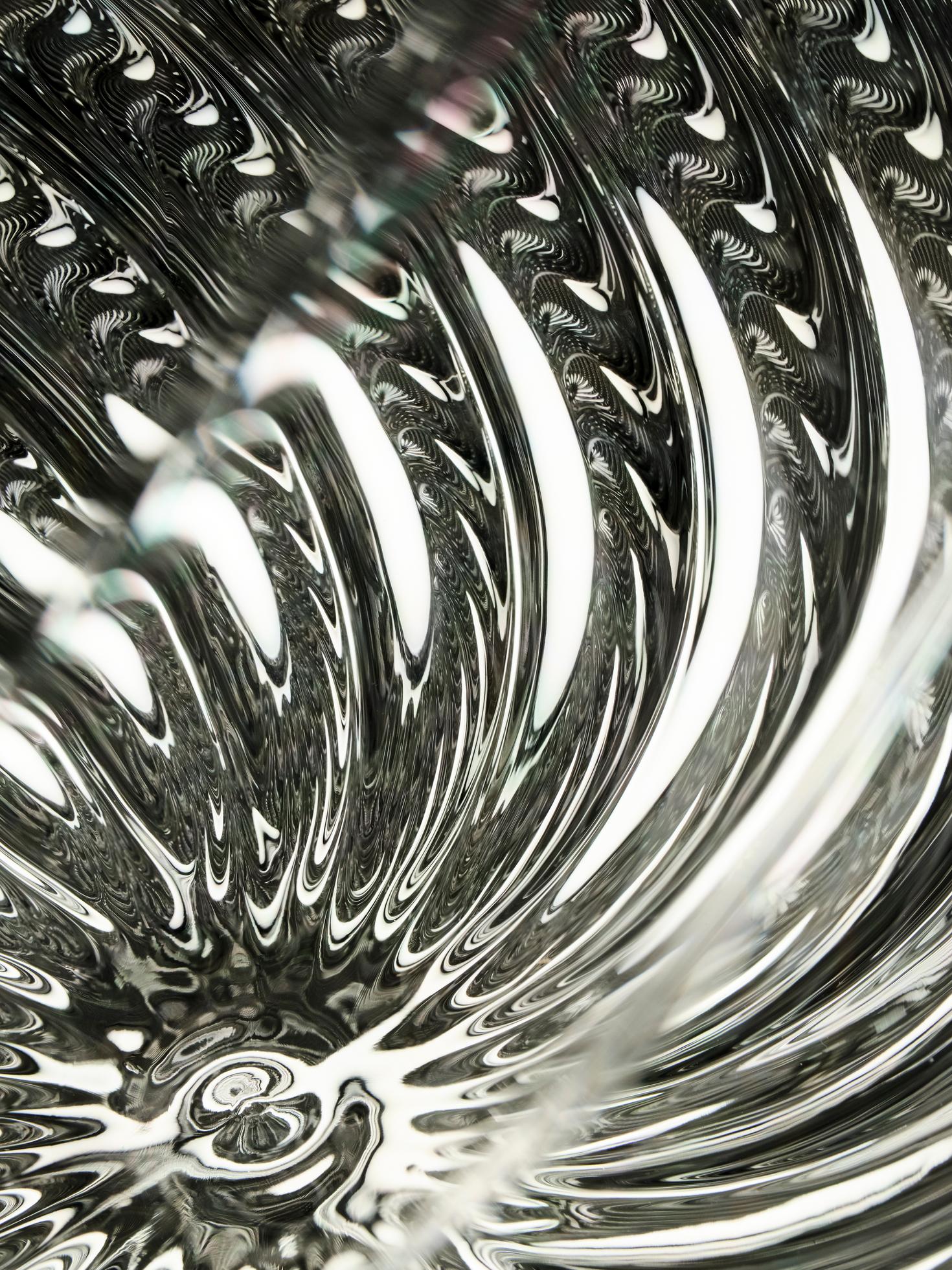 WHIRL LINEAR silver pendant lamp
