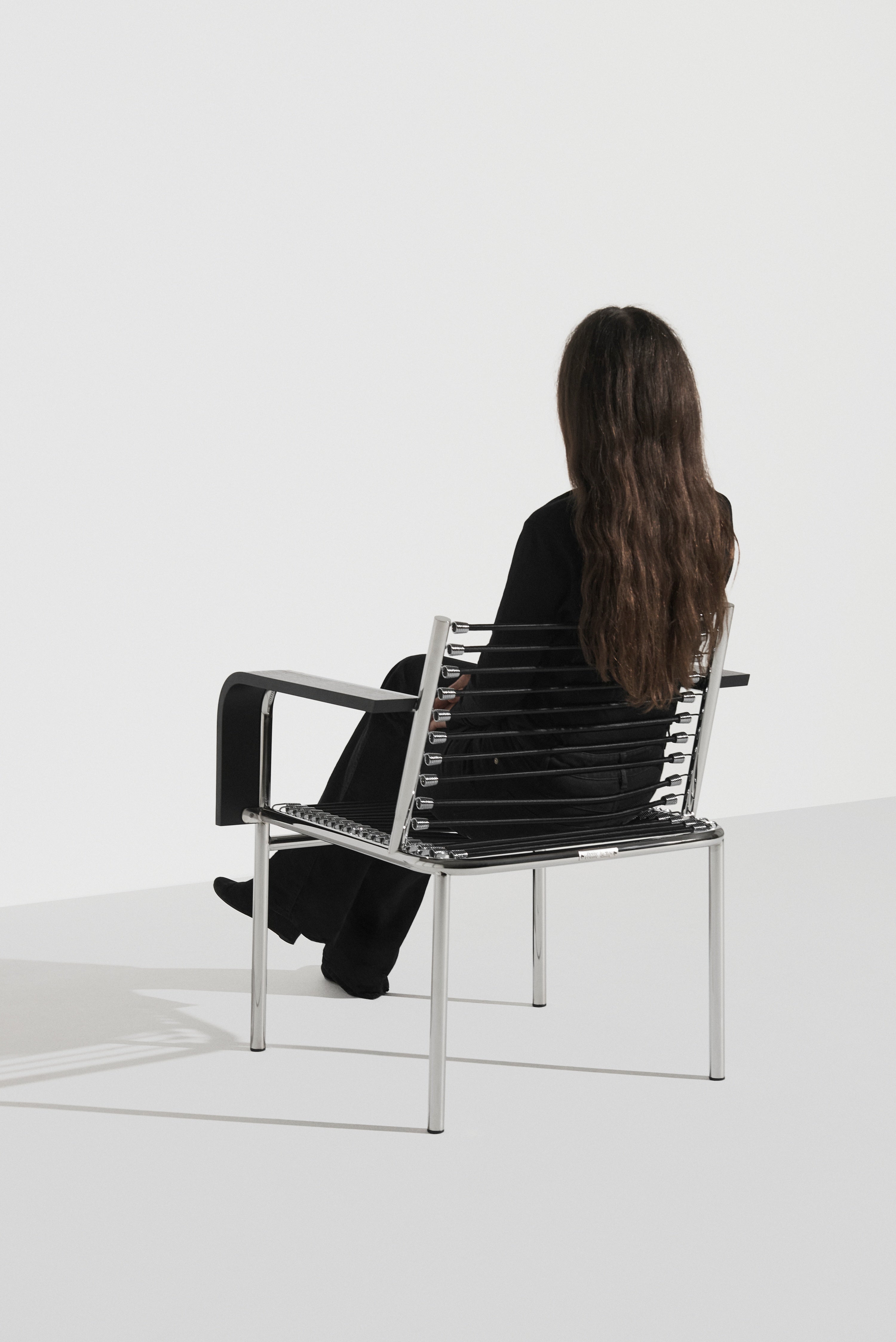 Zwarte SANDOWS fauteuil met stalen basis