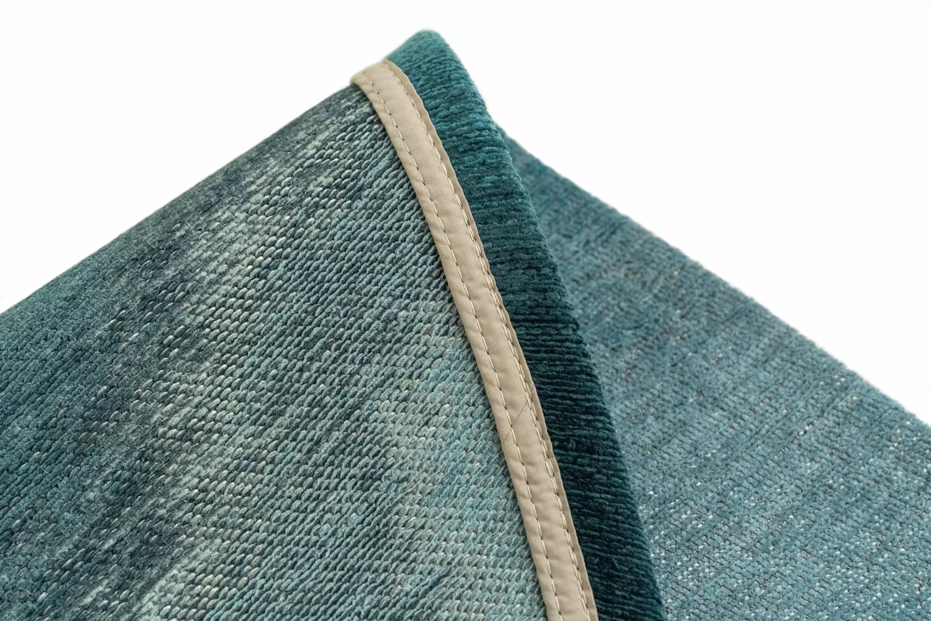 AQUARELLE LEAF oval rug in blue and gray