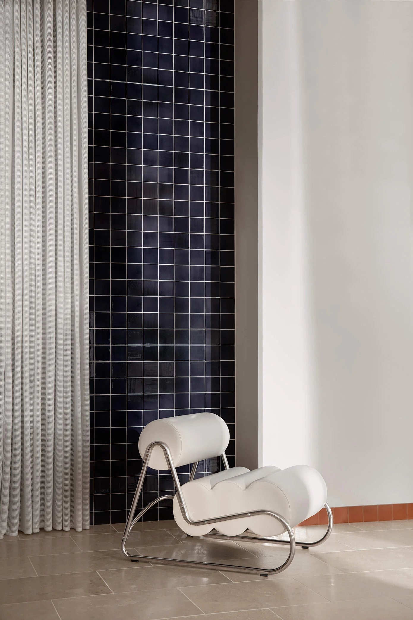 FAVE gestoffeerde fauteuil