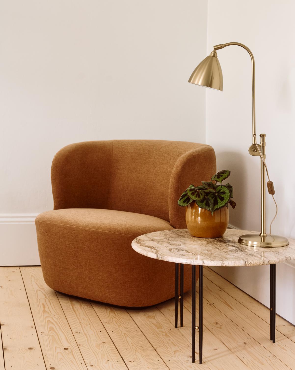 Koffietafel IOI travertijn met zwarte basis