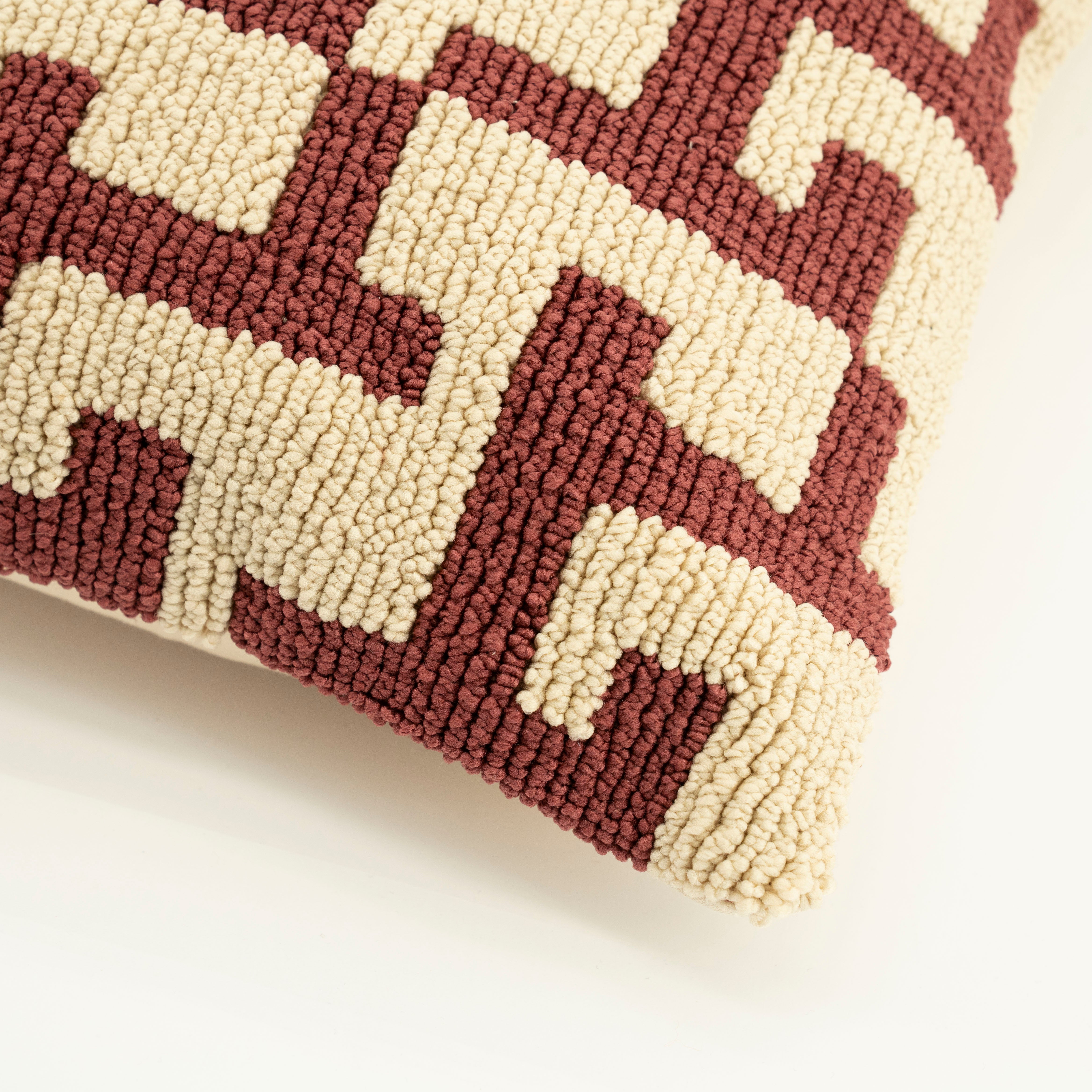 ZIGGY cushion burgundy with beige