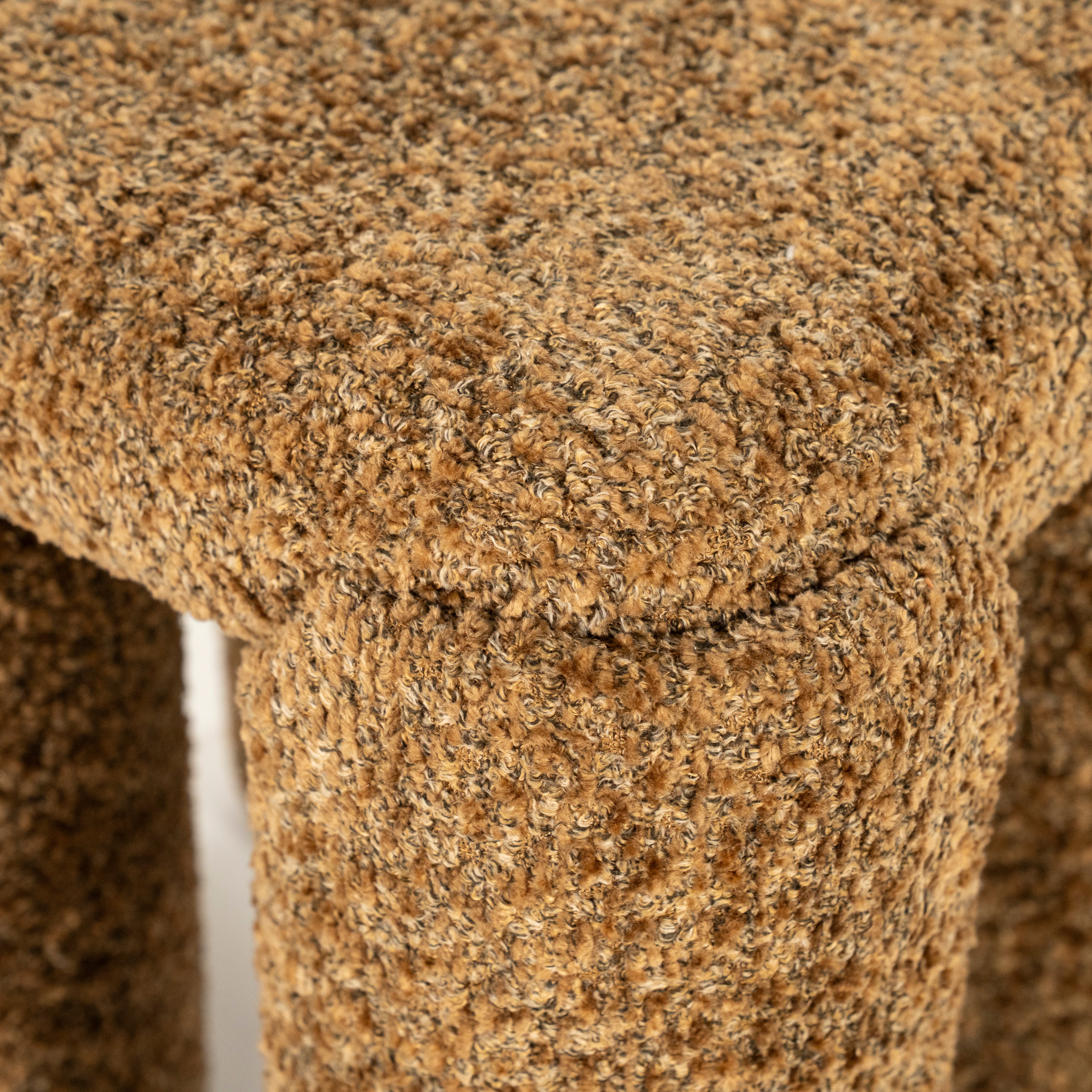 Stool OMLA mosterdkleurig