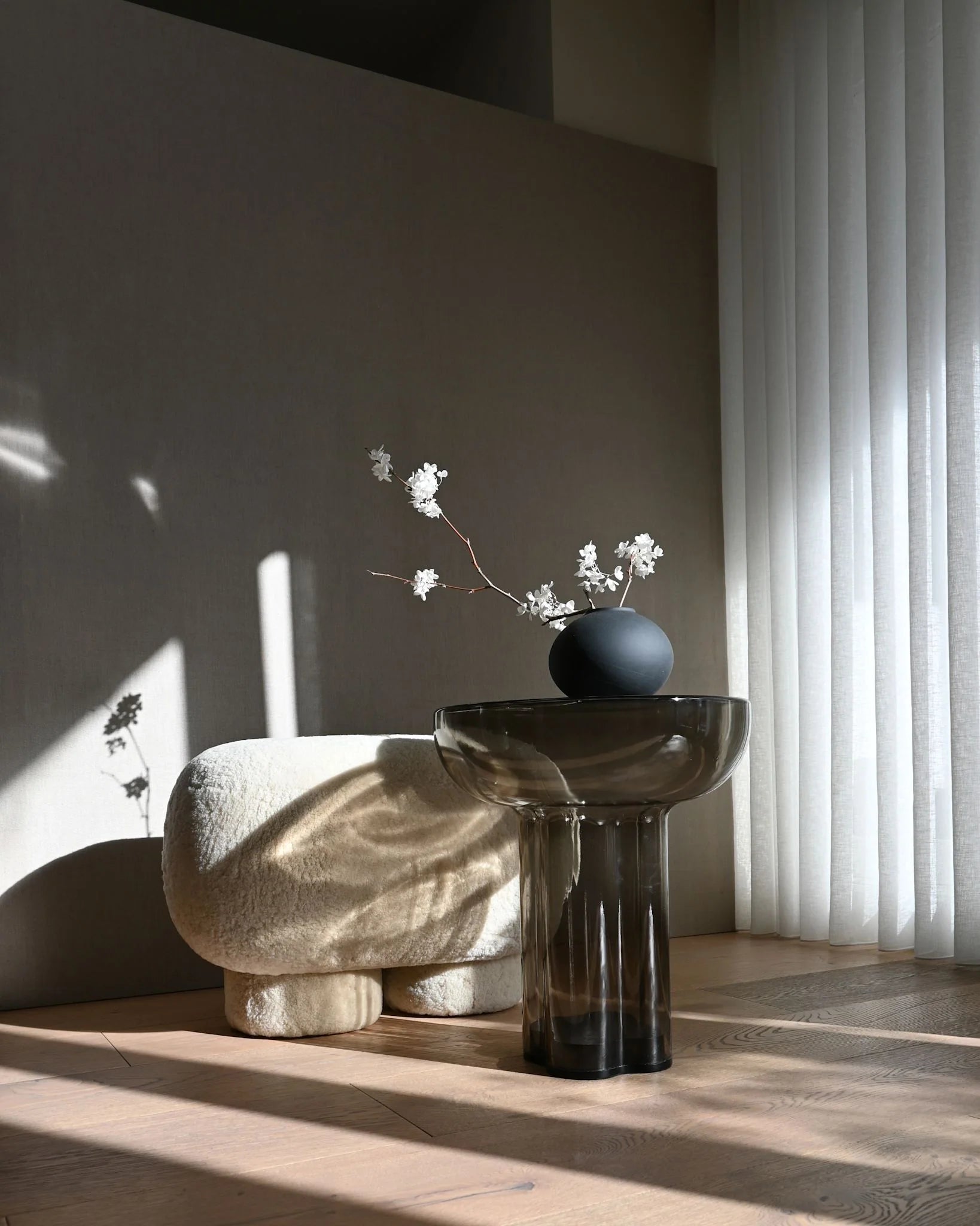 Bijzettafel CROWN rokerig glas