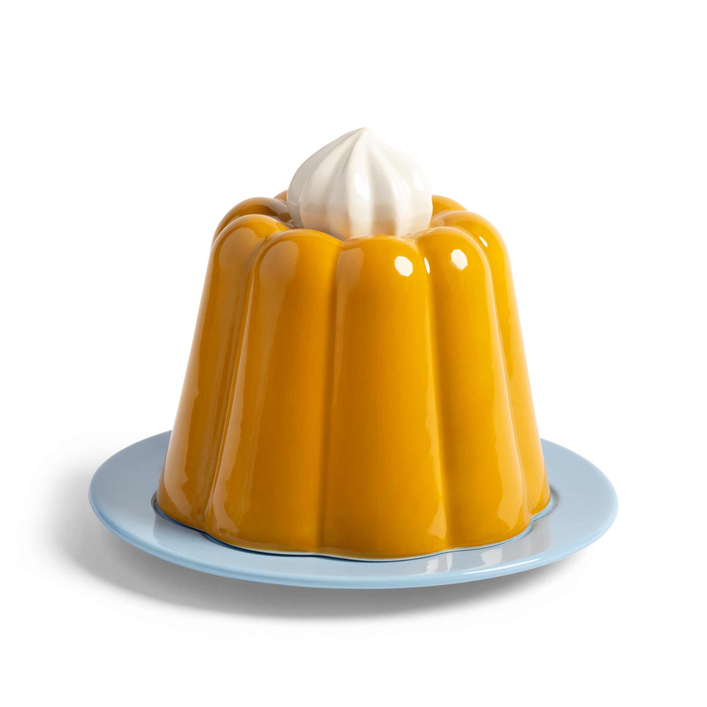 Yellow PUDDING plate with lid, featuring blue and white