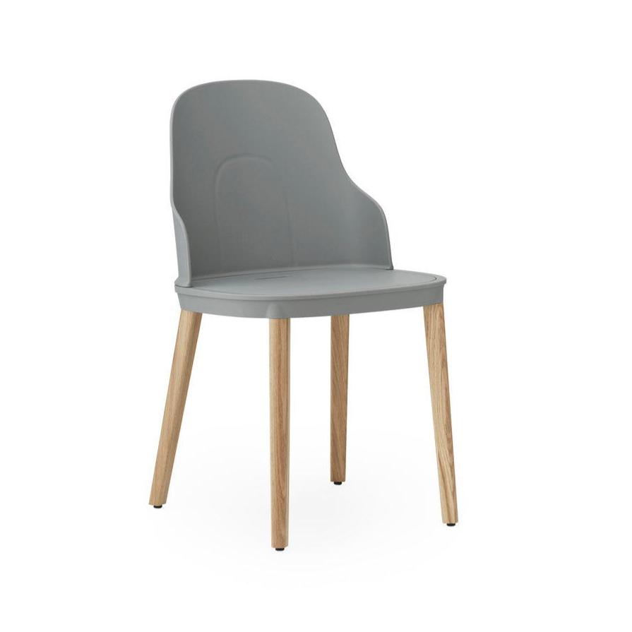 Krzesło ALLEZ szary z dębową podstawą – Normann Copenhagen