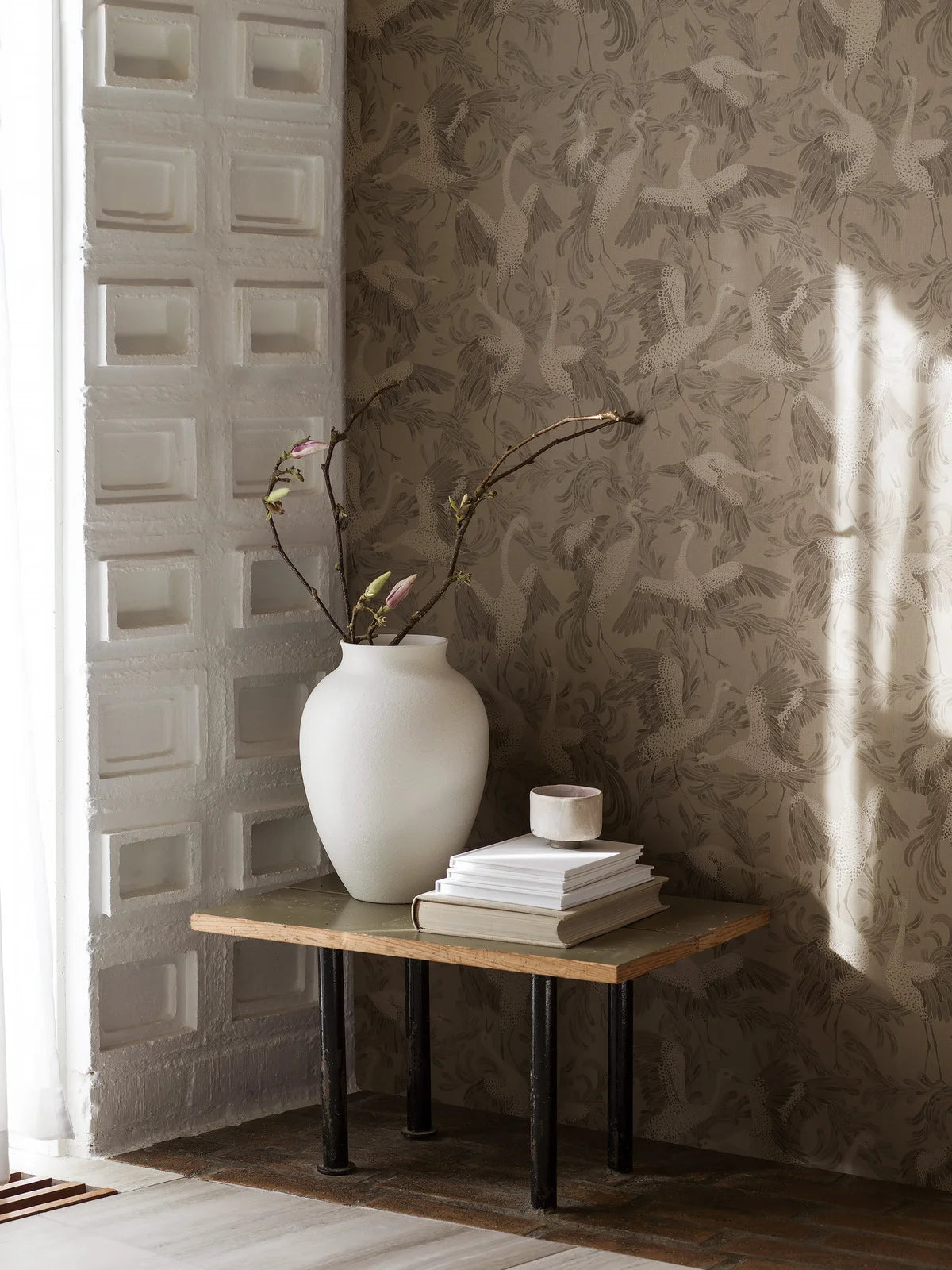 DANCING CRANE Brown Animal Motif Wallpaper