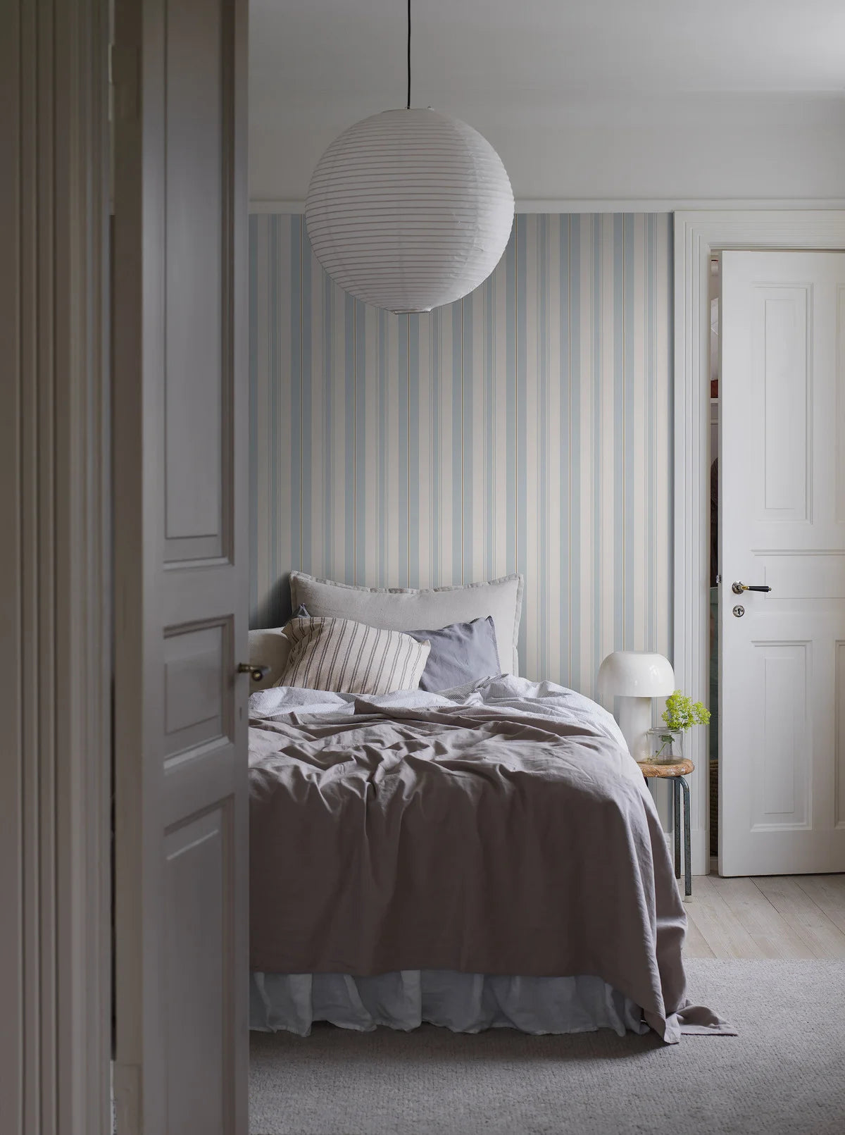 GUSTAF Blue and White Striped Wallpaper